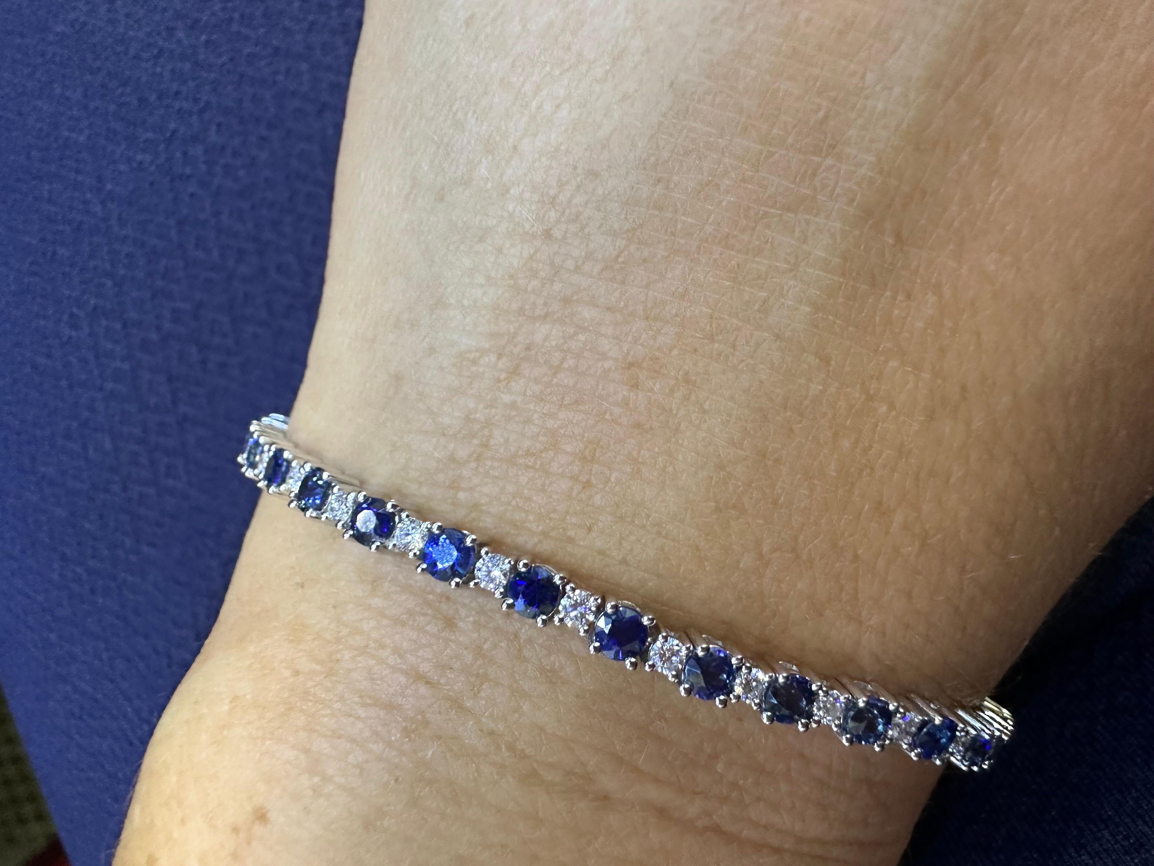 Women's or Men's Blue sapphire and diamond tennis bracelet 18KT white gold 7