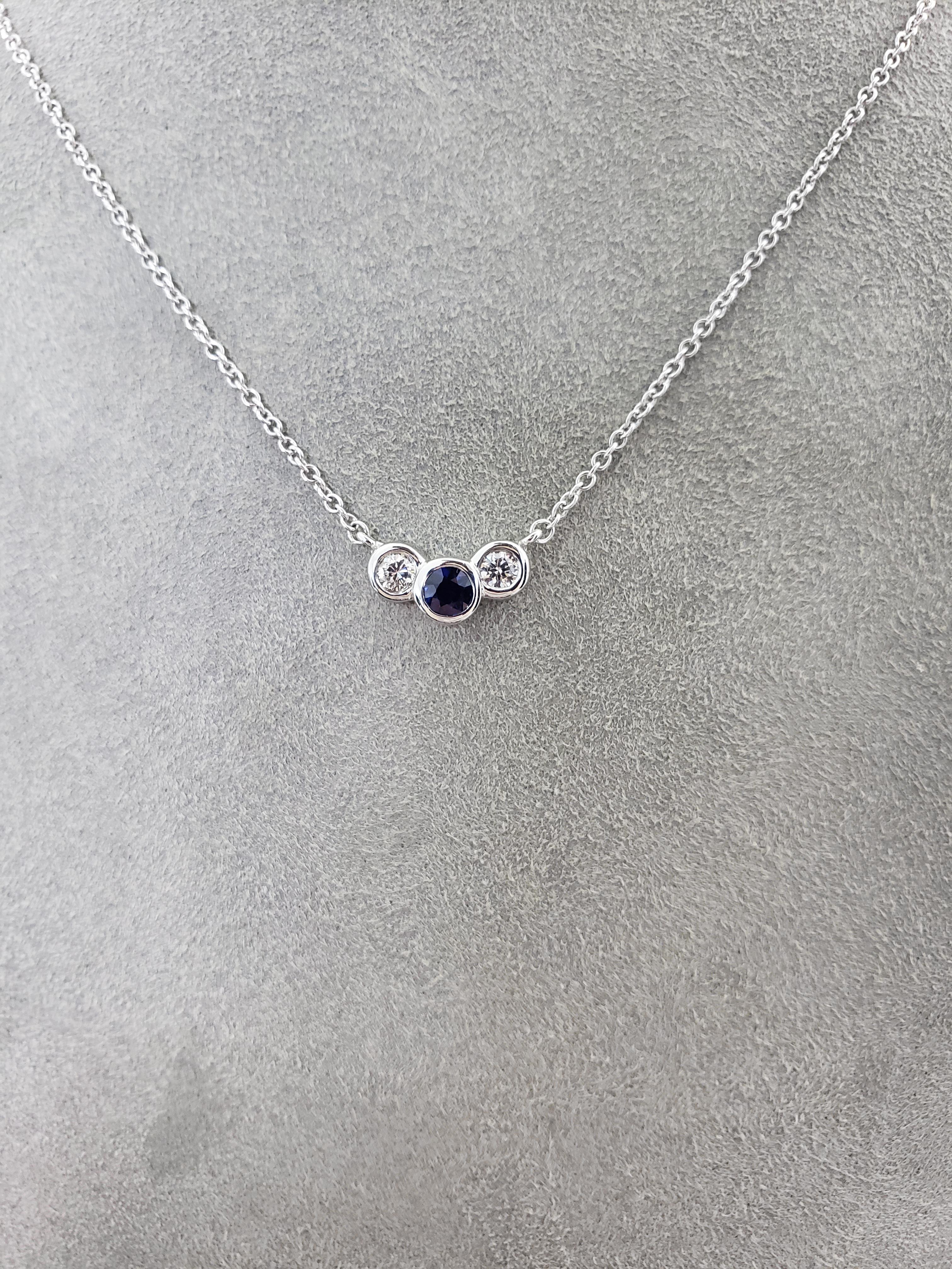 3 stone sapphire necklace