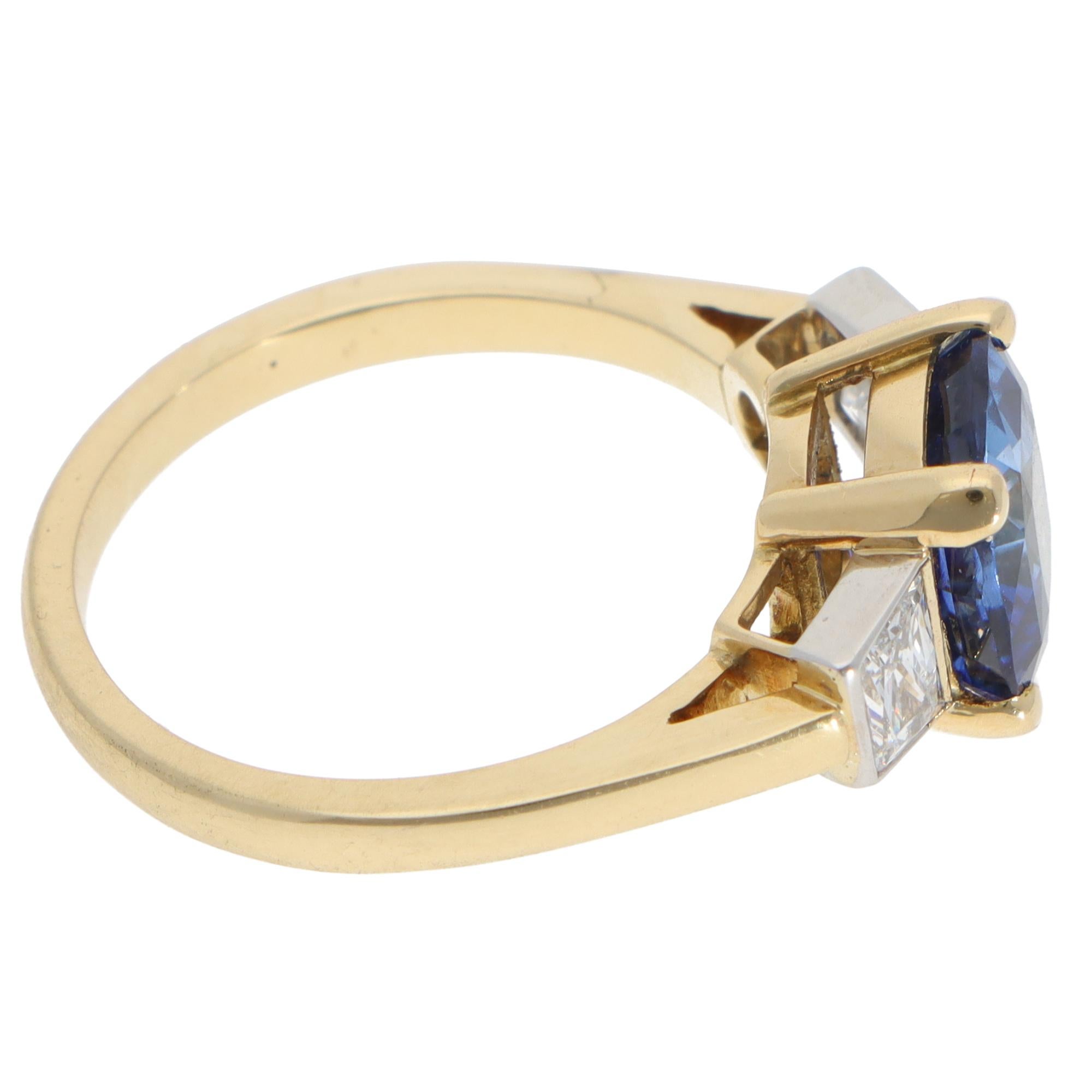 18k white gold ring with blue sapphire