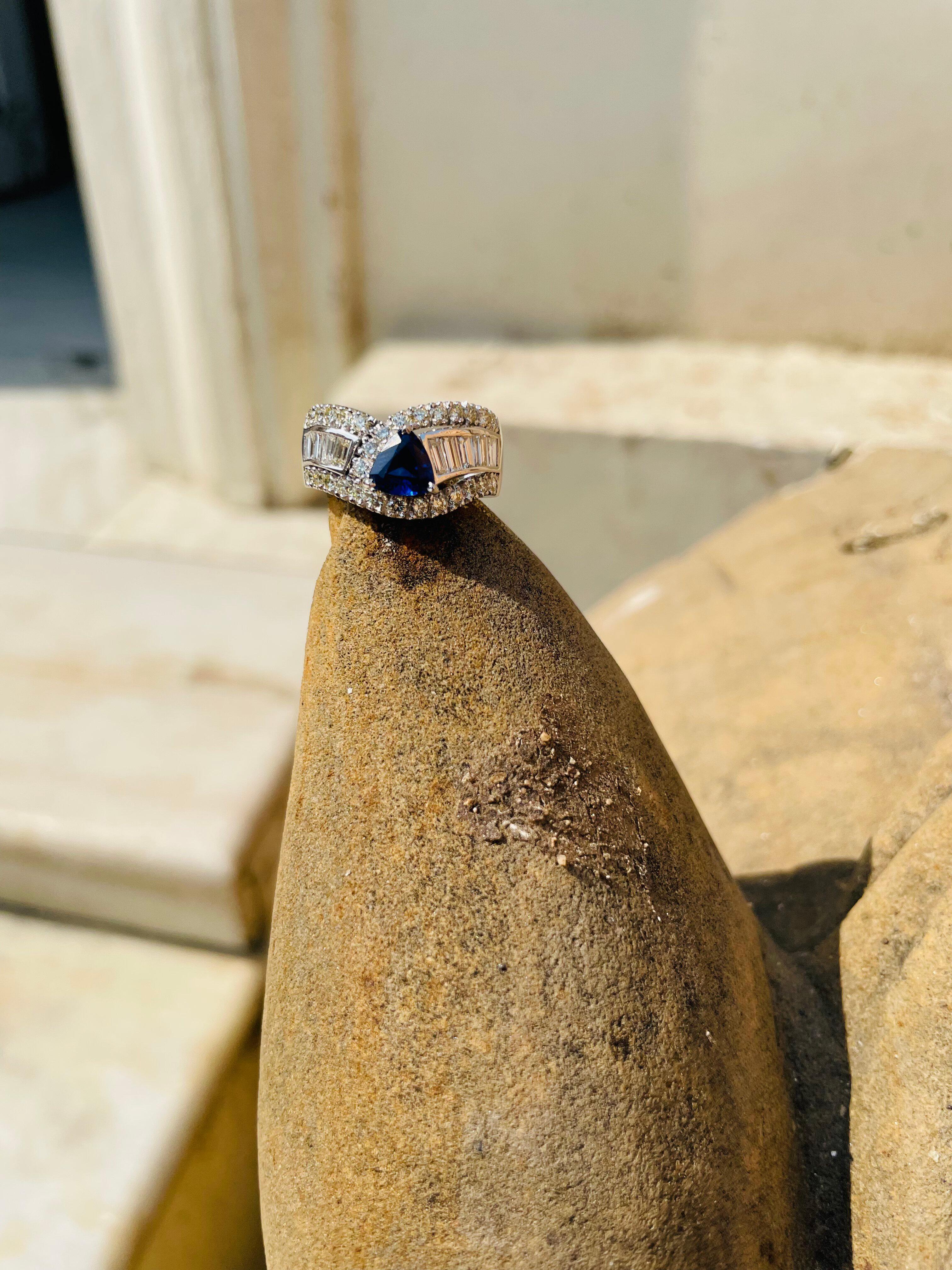 For Sale:  Glamorous Blue Sapphire And Diamond Bridal Ring in 18kt Solid White Gold 3