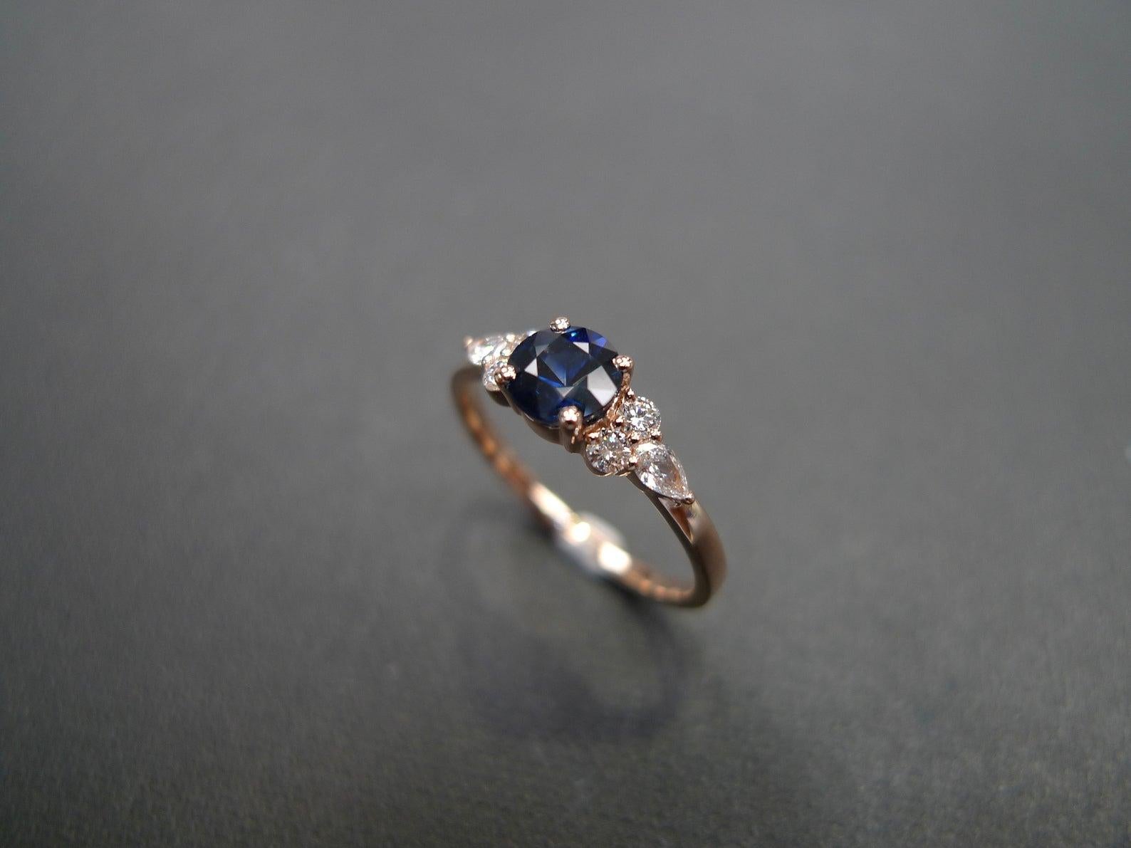 En vente :  Bague de fiançailles unique en or rose 14 carats, saphir bleu et diamant, cadeau pour elle 9