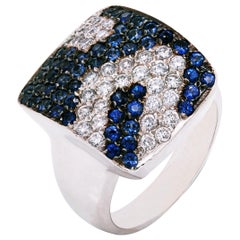 18K White Gold and Diamonds Blue Sapphires Square Face Cocktail Ring