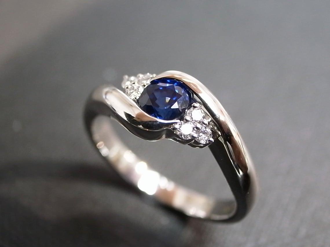 For Sale:  Blue Sapphire and Diamonds Twist Tension Engagement Ring in 18K White Gold 7