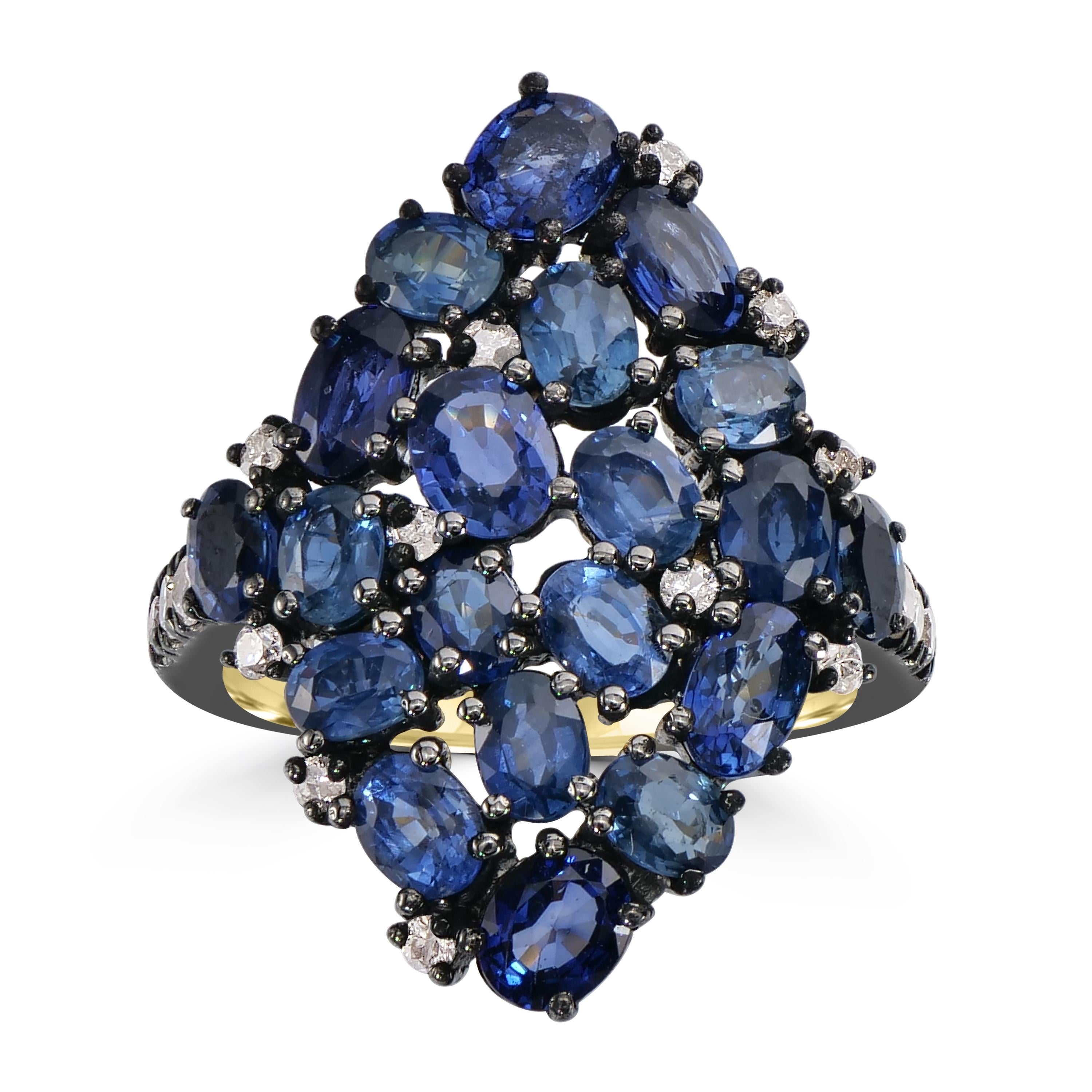 Round Cut Blue Sapphire and Light Brown Diamond Victorian Cluster Ring in 18k/925 Gold  For Sale