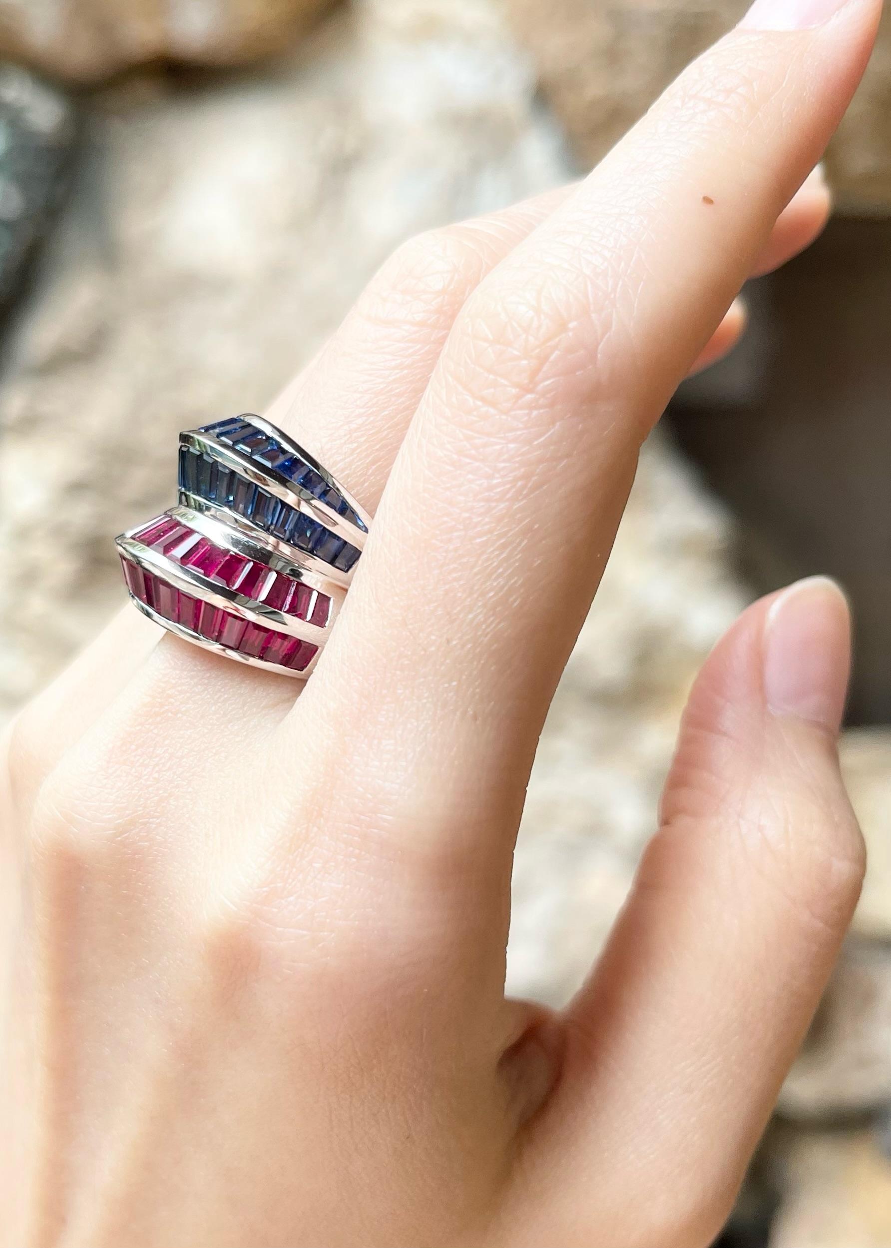Mixed Cut Blue Sapphire and Ruby Ring set in 18K White Gold Settings For Sale