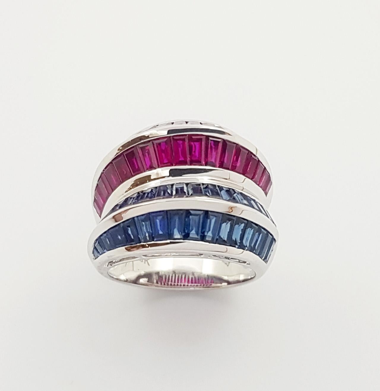 Blue Sapphire and Ruby Ring set in 18K White Gold Settings For Sale 1