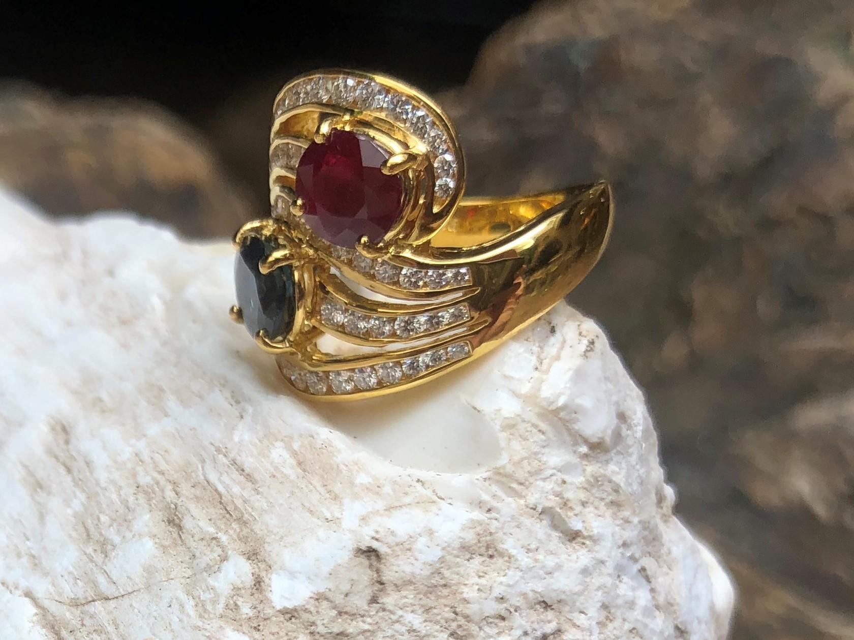 Blue Sapphire and Ruby with Diamond Ring Set in 18 Karat Gold Settings For Sale 3
