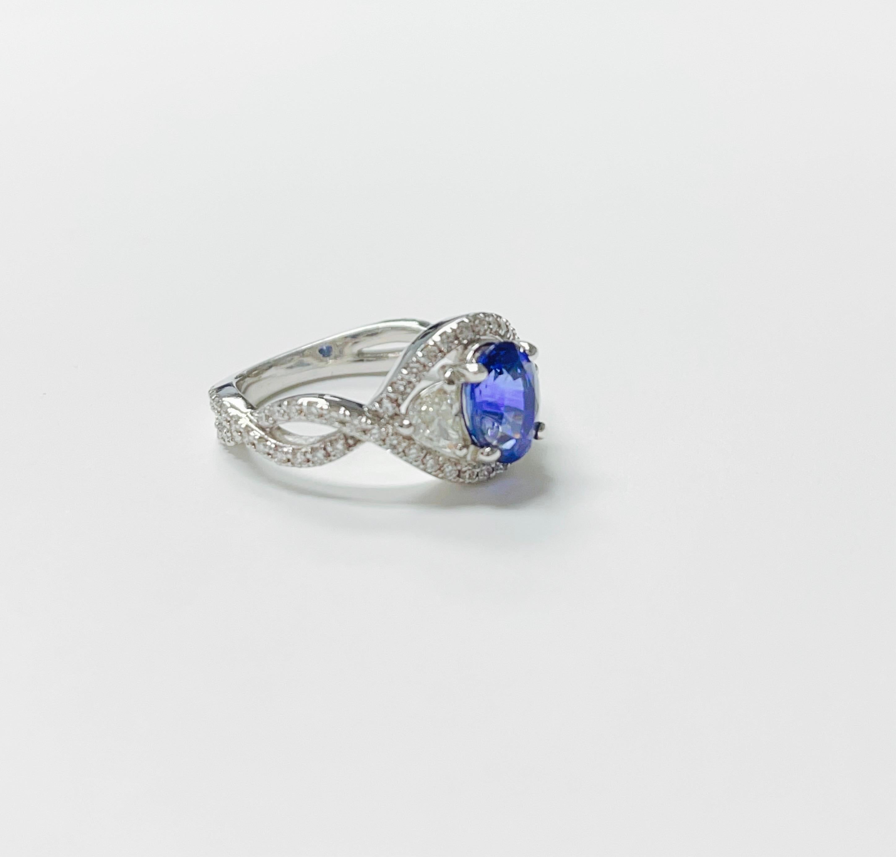 Contemporary Blue Sapphire and White Diamond Engagement Ring in 18k White Gold For Sale