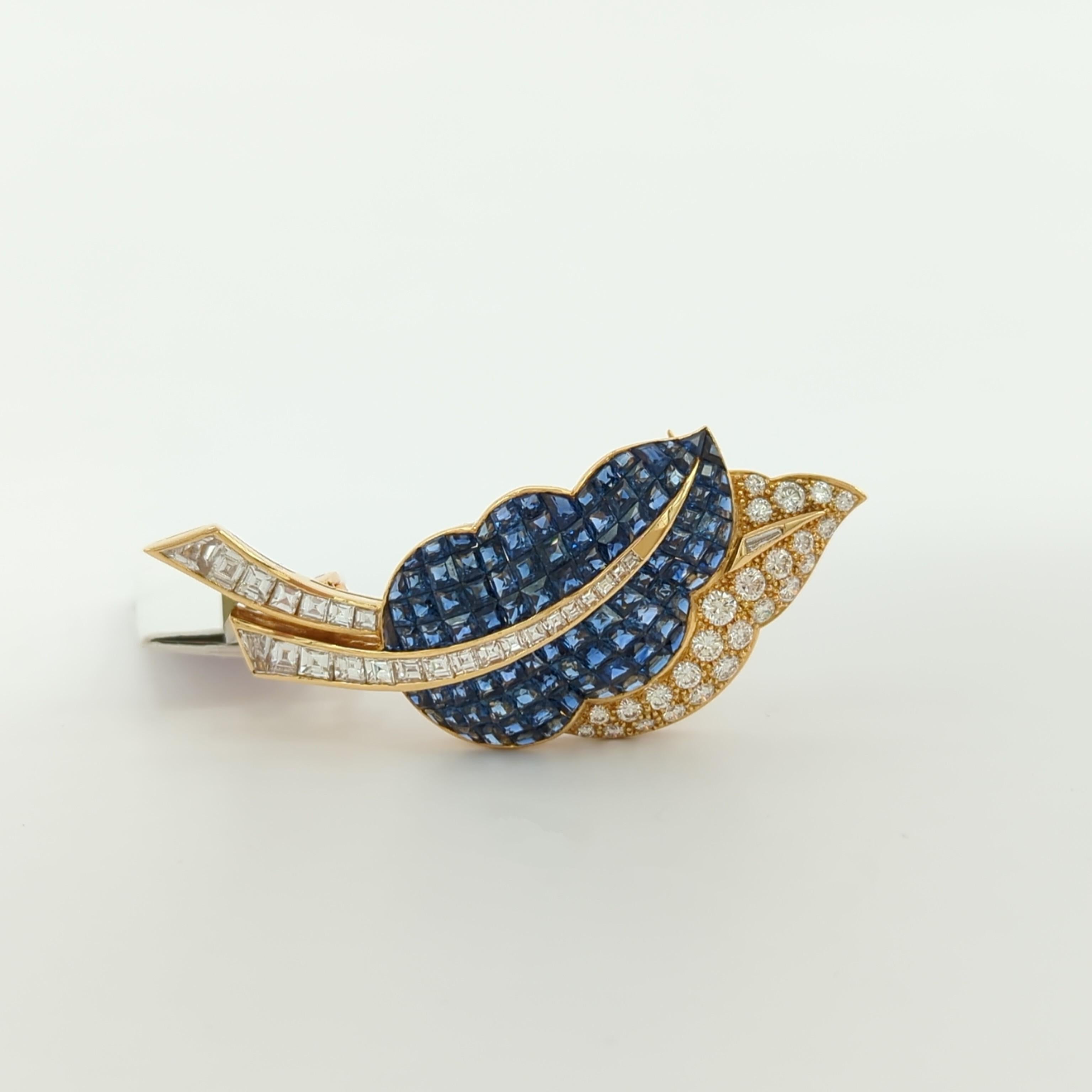 Blue Sapphire and White Diamond Leaf Brooch in 18K Yellow Gold In New Condition For Sale In Los Angeles, CA