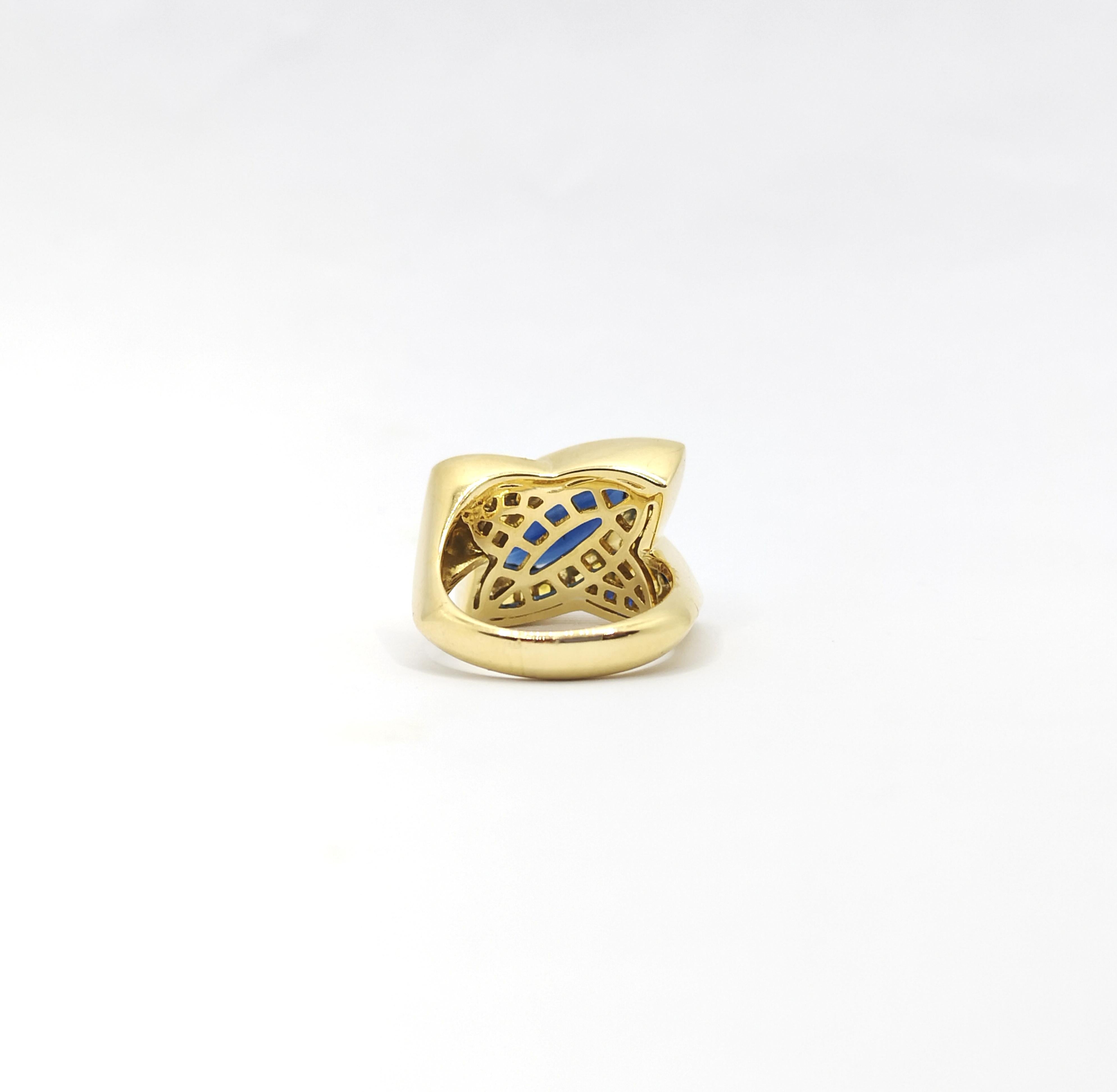 Ring mit blauem Saphir und gelbem Saphir in 18 Karat Goldfassung im Angebot 3
