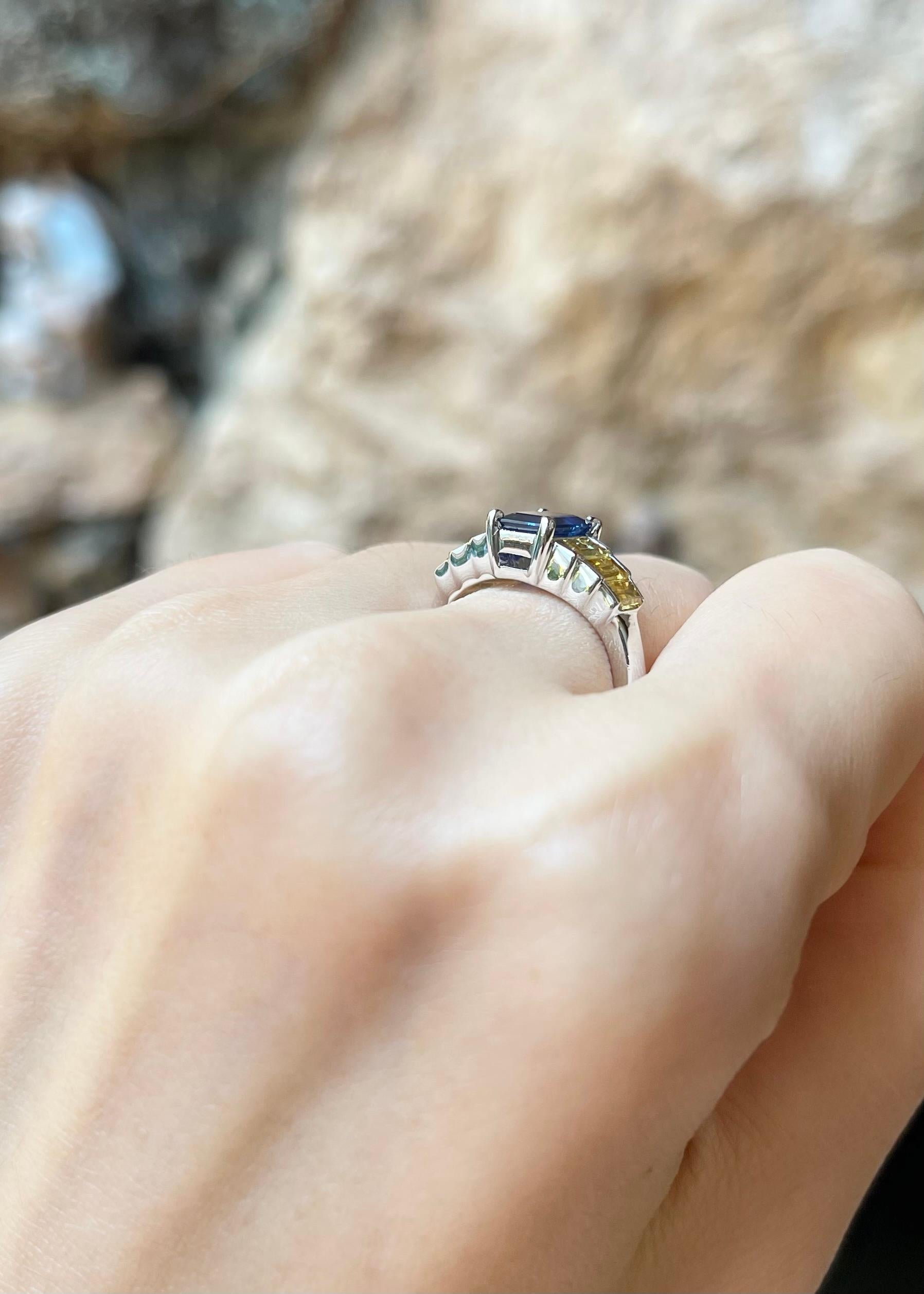 Women's Blue Sapphire and Yellow Sapphire Ring set in 18K White Gold Settings For Sale