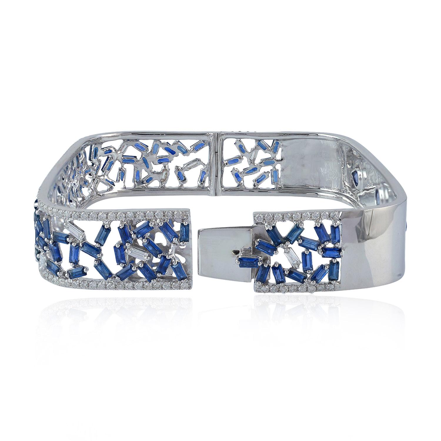 Baguette Cut Blue Sapphire Baguette Cuff with Pave Diamonds Set Made in 18k Gold For Sale