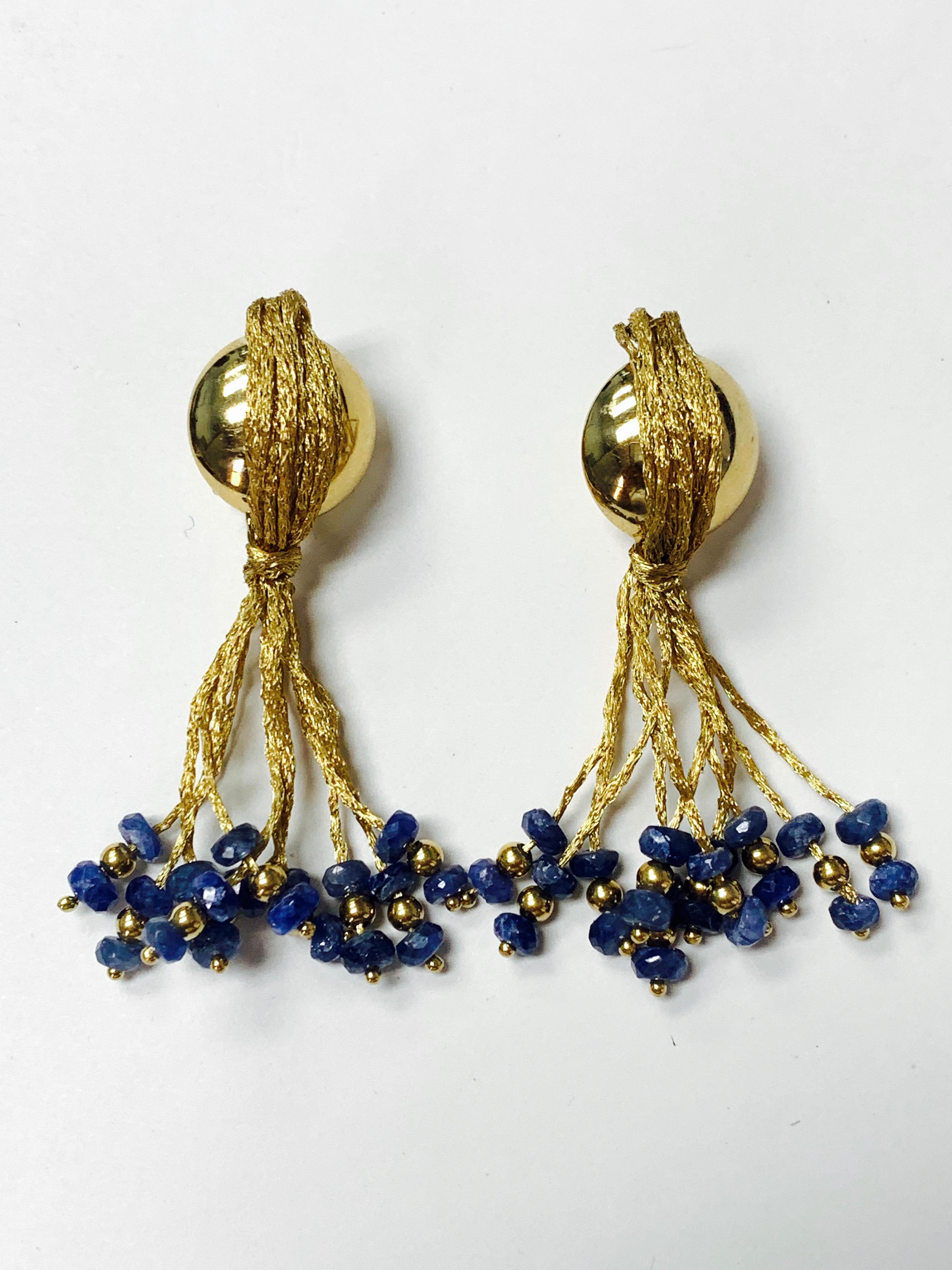 Blue Sapphire Bead Earrings in 18 K Yellow Gold 1