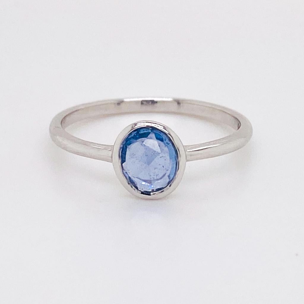 Contemporary Blue Sapphire Bezel Solitaire Ring 0.87 Carats in 14k White Gold For Sale