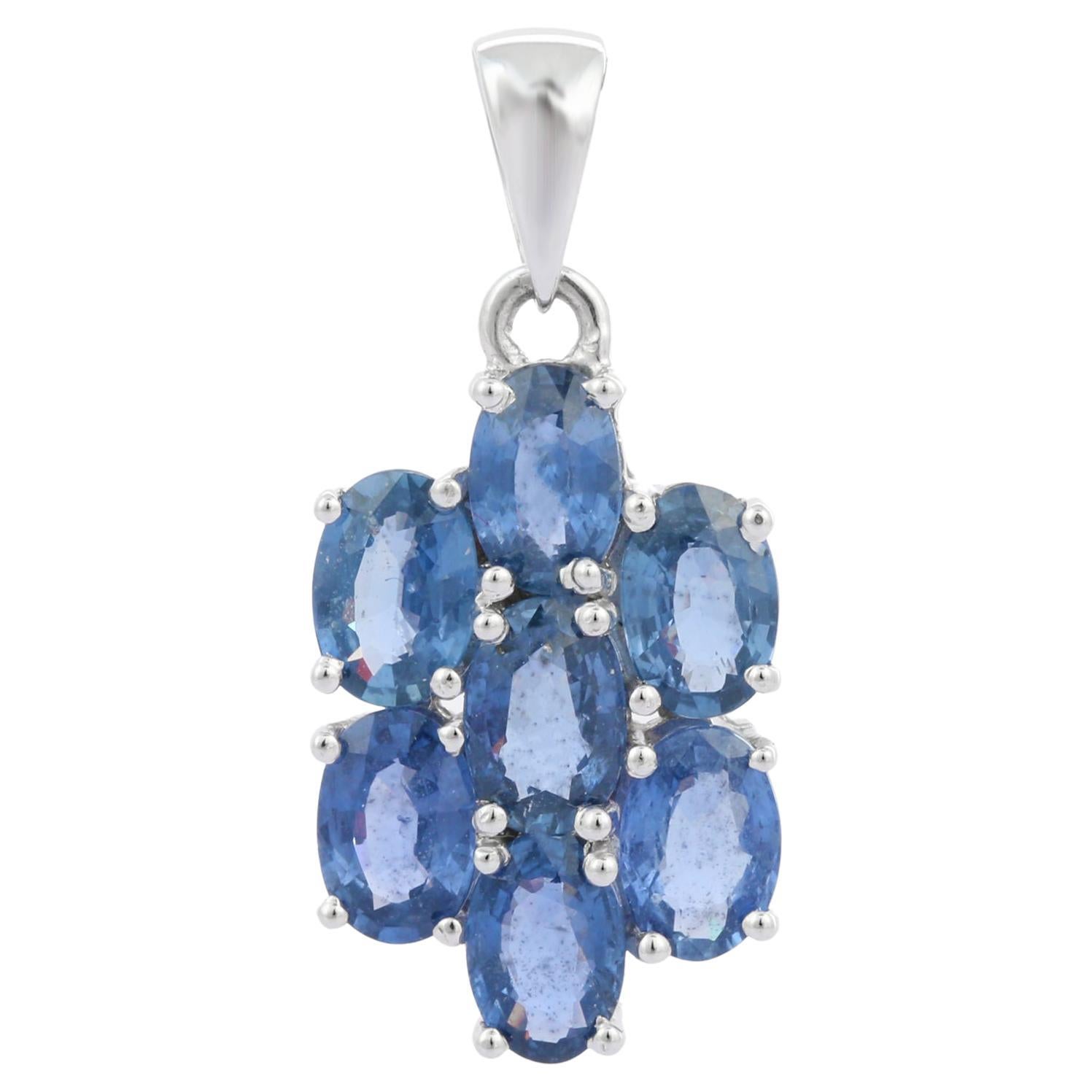 4.09 ct Blue Sapphire Flower Pendant, 14K White Gold Pendant Gift For Her For Sale