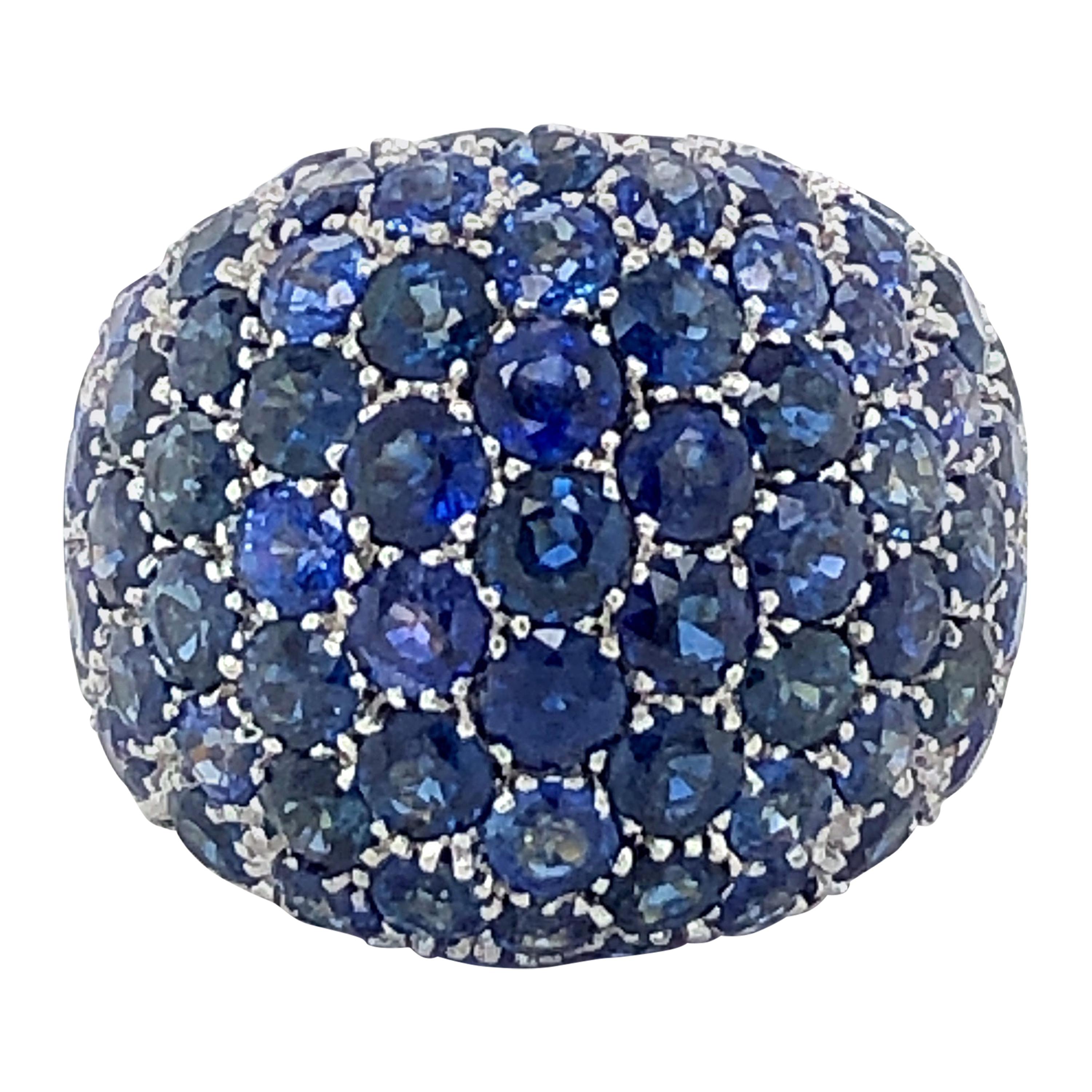 Blue Sapphire Bombe Dome Ring in 18 Karat Yellow Gold For Sale