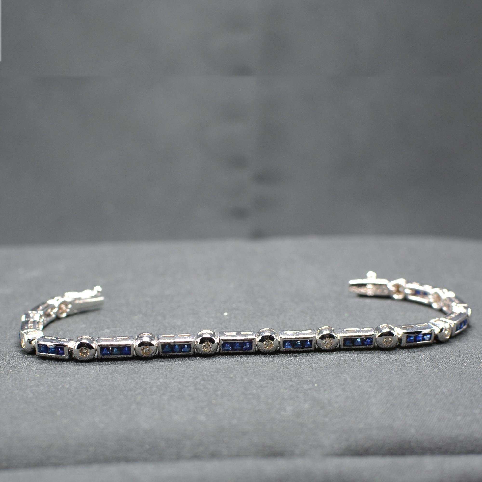 Blue Sapphire Bracelet 14 Karat White Gold with Diamonds For Sale 4