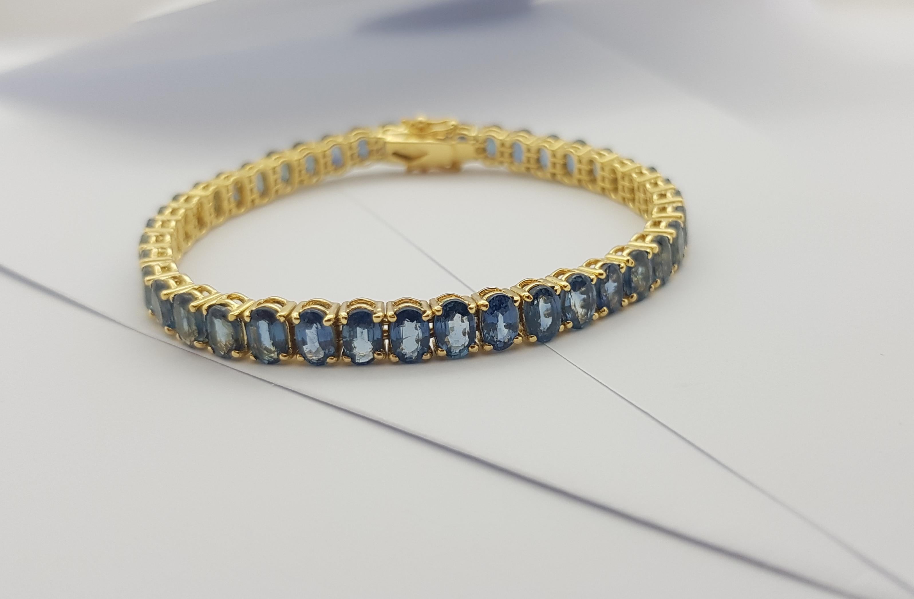 Blue Sapphire Bracelet Set in 14 Karat Gold Settings For Sale 5