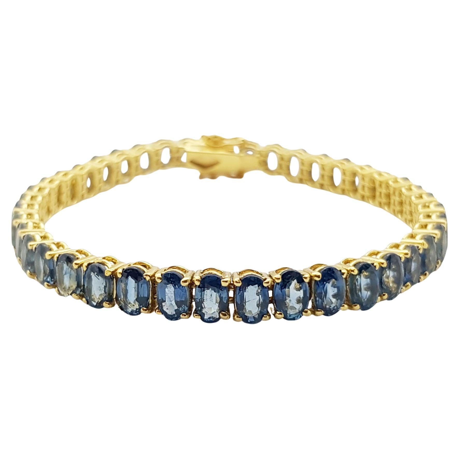 Blue Sapphire Bracelet Set in 14 Karat Gold Settings For Sale