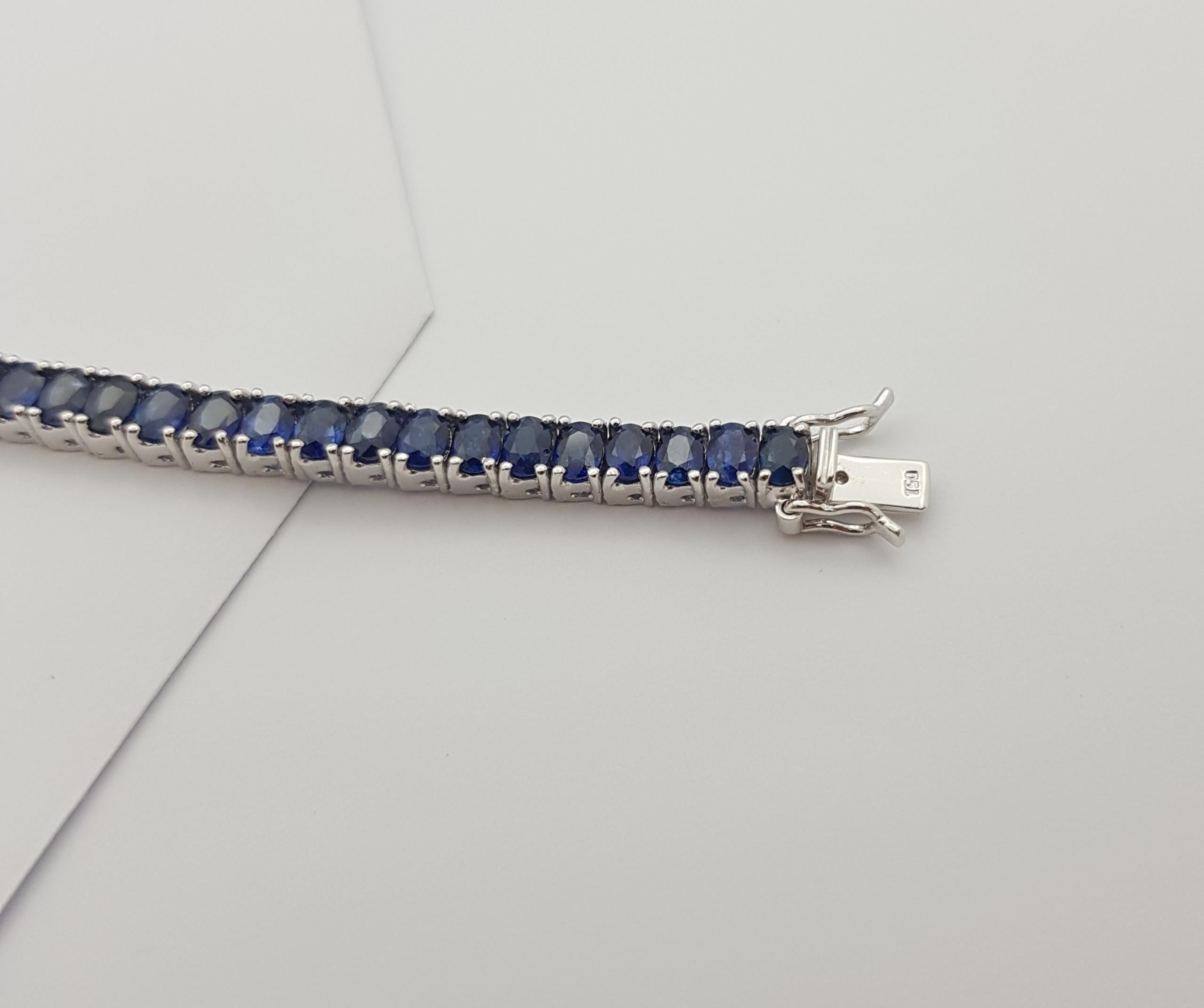 Blue Sapphire Bracelet Set in 18 Karat White Gold Settings For Sale 5