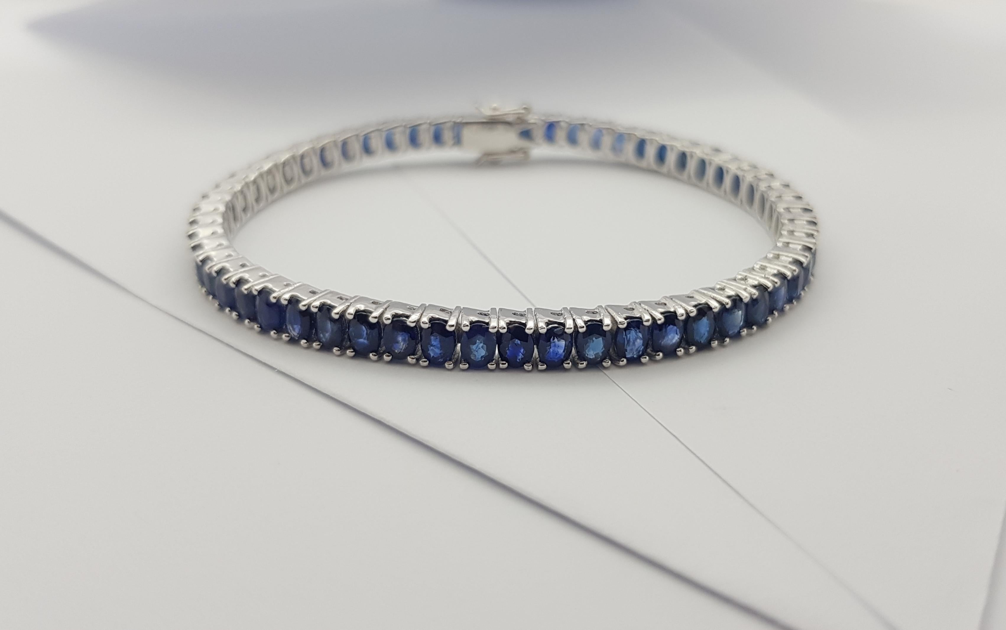 Blue Sapphire Bracelet Set in 18 Karat White Gold Settings For Sale 3