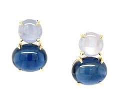 Ohrringe aus 18 Karat Gelbgold mit blauem Saphir, Cabochon und Silber-Stern-Saphir