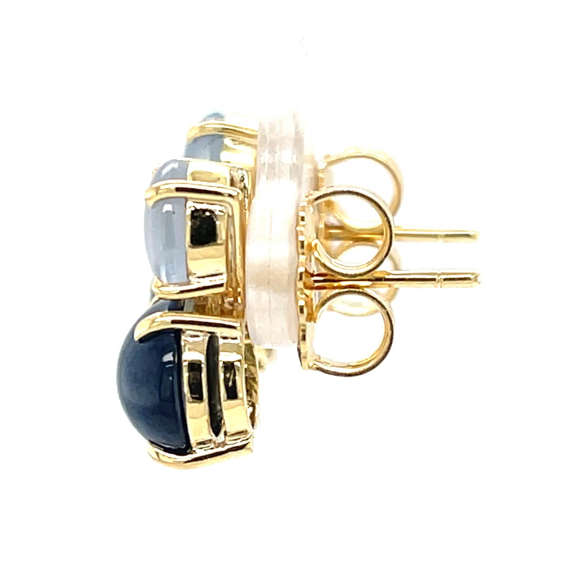 Ohrringe aus 18 Karat Gelbgold mit blauem Saphir, Cabochon und Silber-Stern-Saphir für Damen oder Herren im Angebot