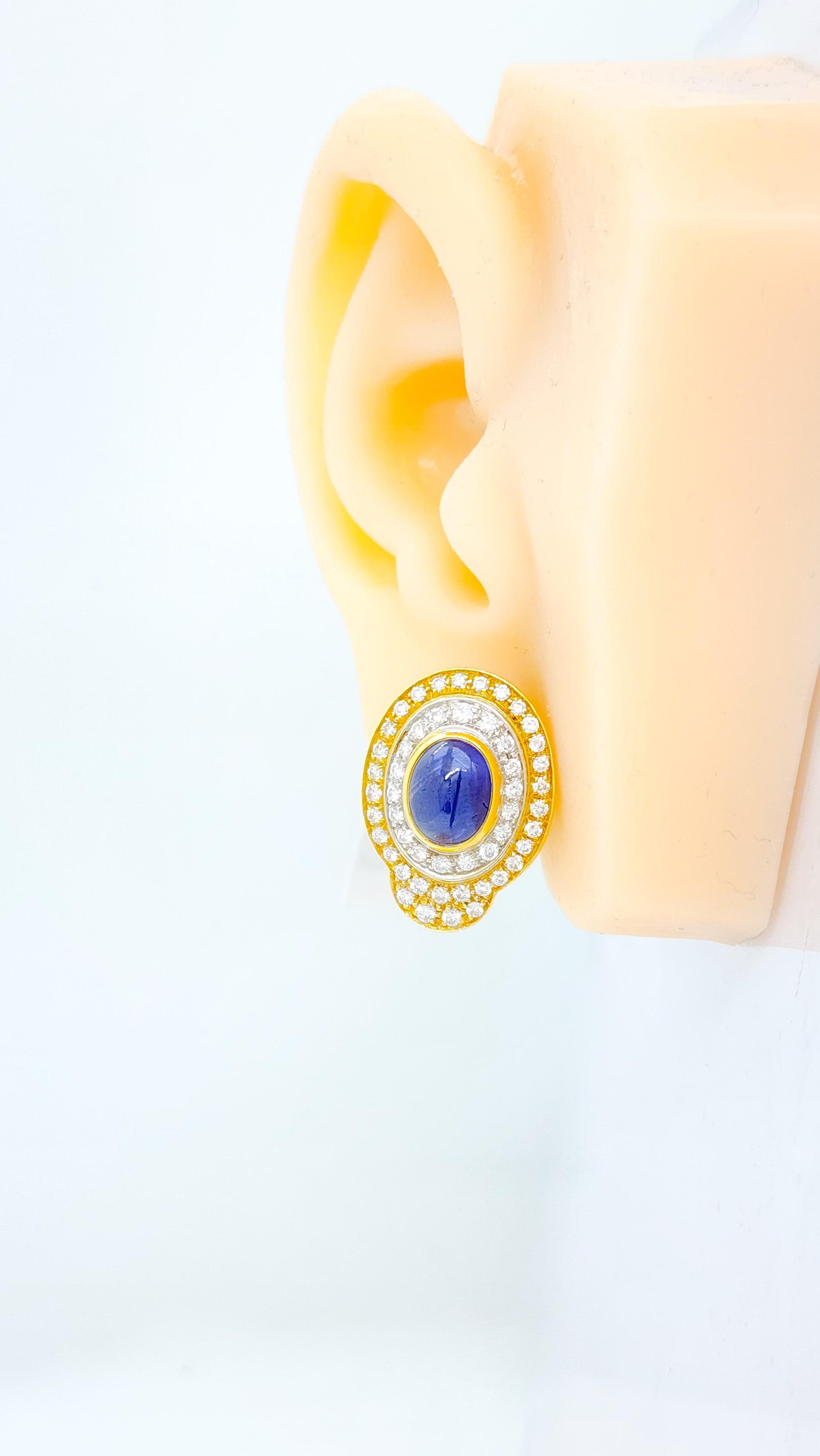 Blue Sapphire Cabochon and White Diamond Clip on Earrings in 18k Gold In New Condition For Sale In Los Angeles, CA