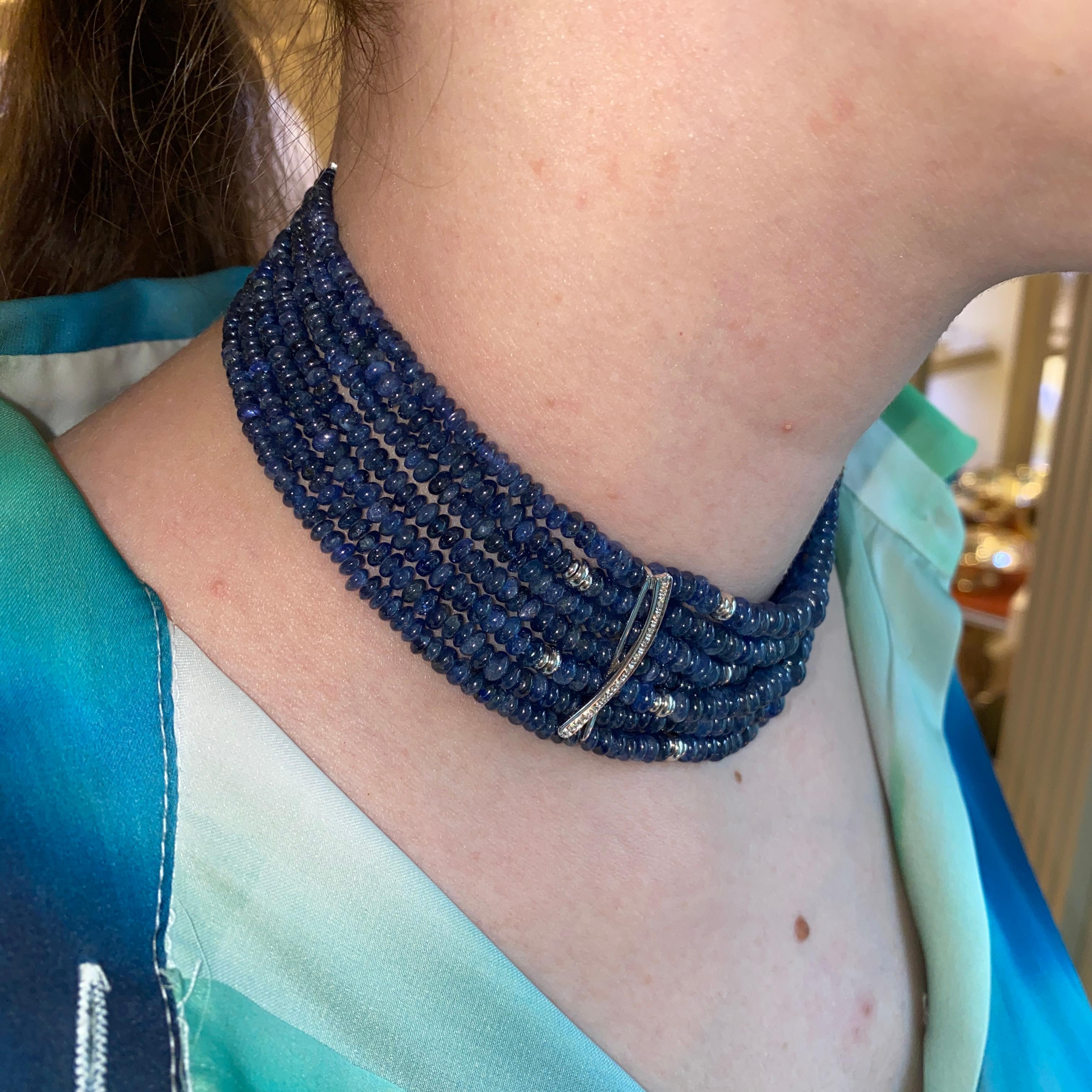 Blue Sapphire Cabochon Choker Necklace with Diamonds For Sale 5