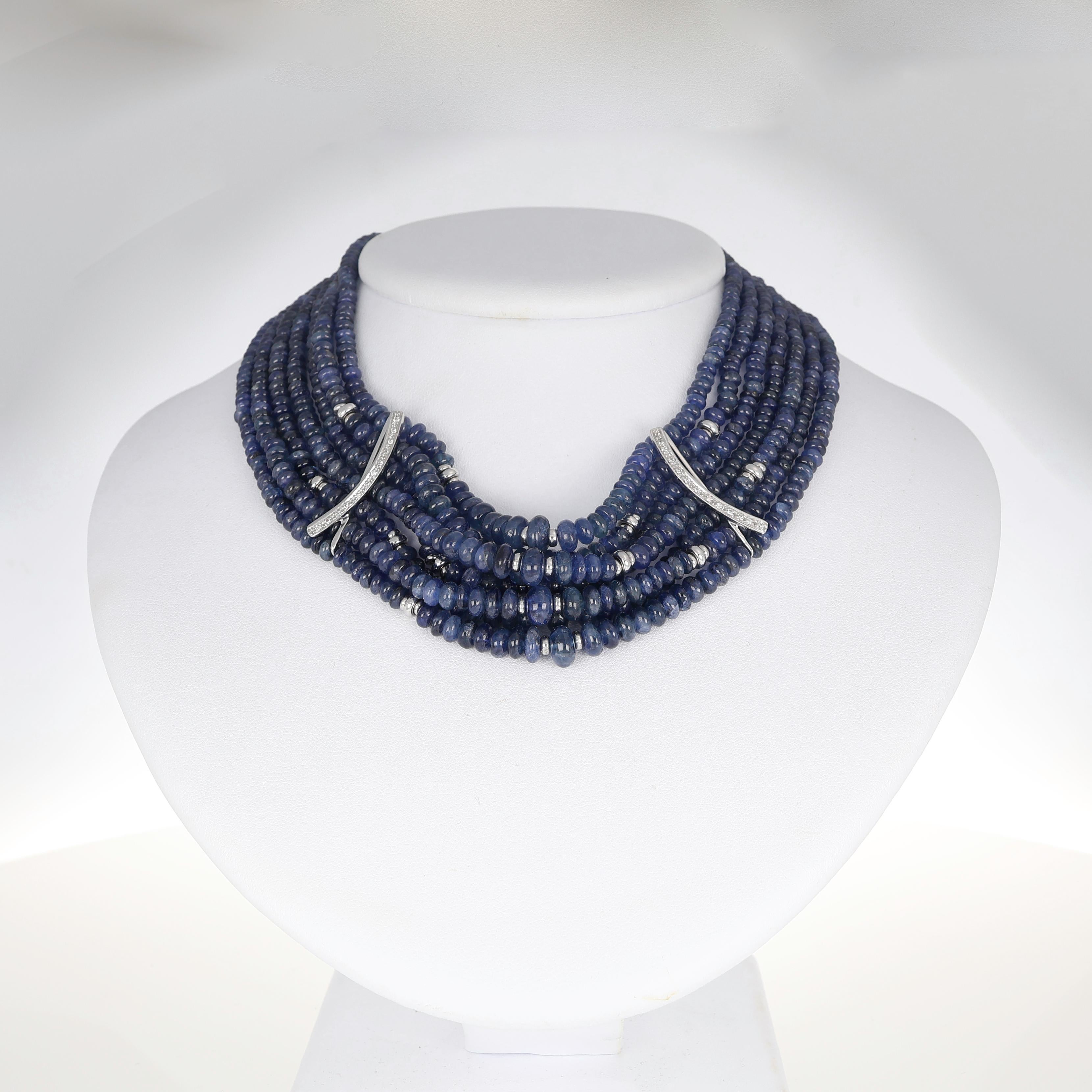 Blue Sapphire Cabochon Choker Necklace with Diamonds In New Condition For Sale In Bergamo, BG