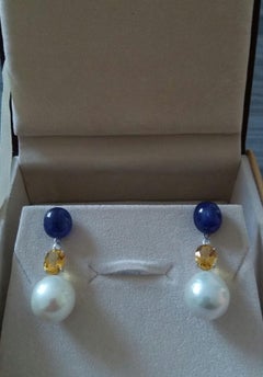 Orecchini con zaffiro blu cabochon, citrino e perle barocche in oro 14K con diamanti