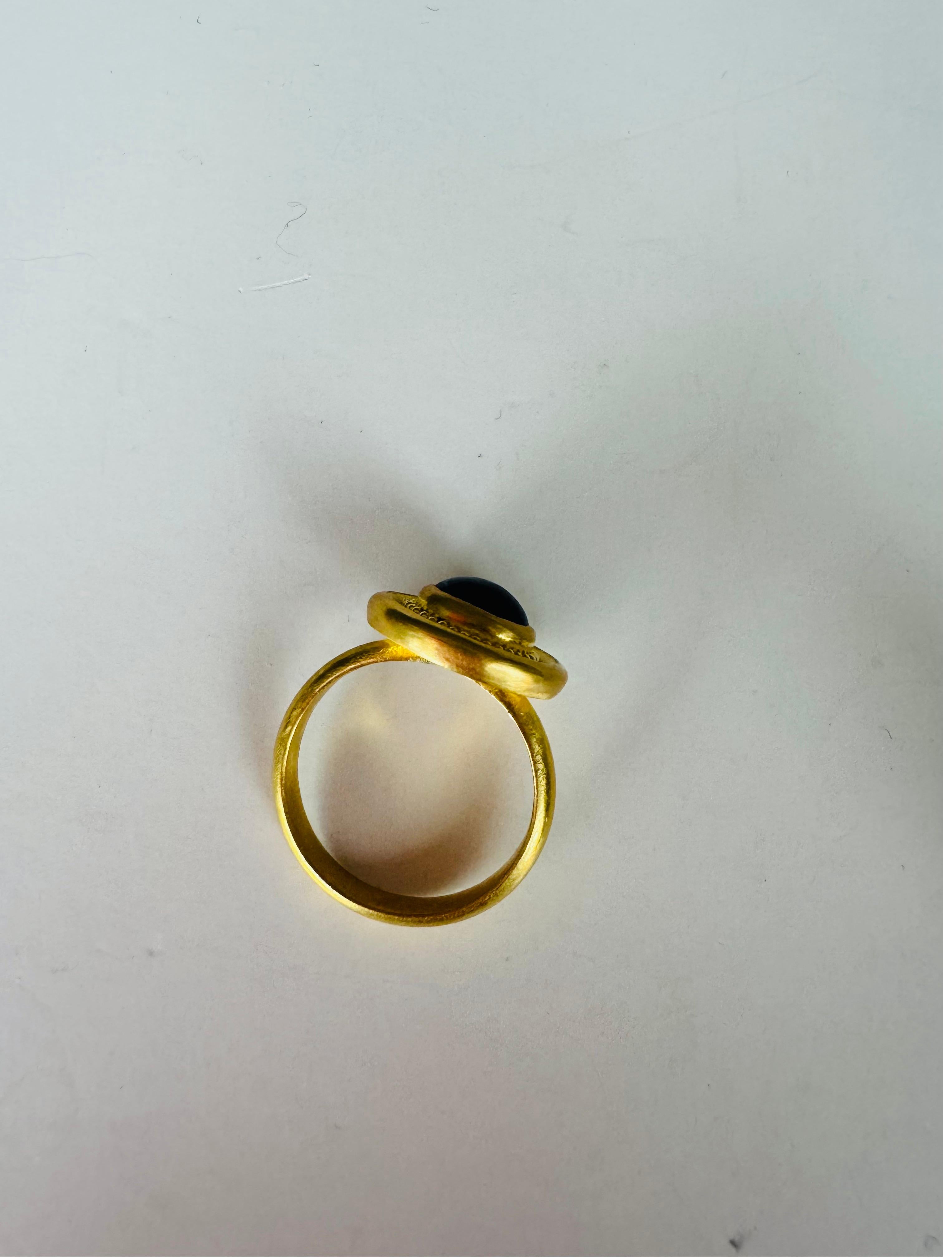 Women's Blue Sapphire cabochon ring in 22 Karat For Sale