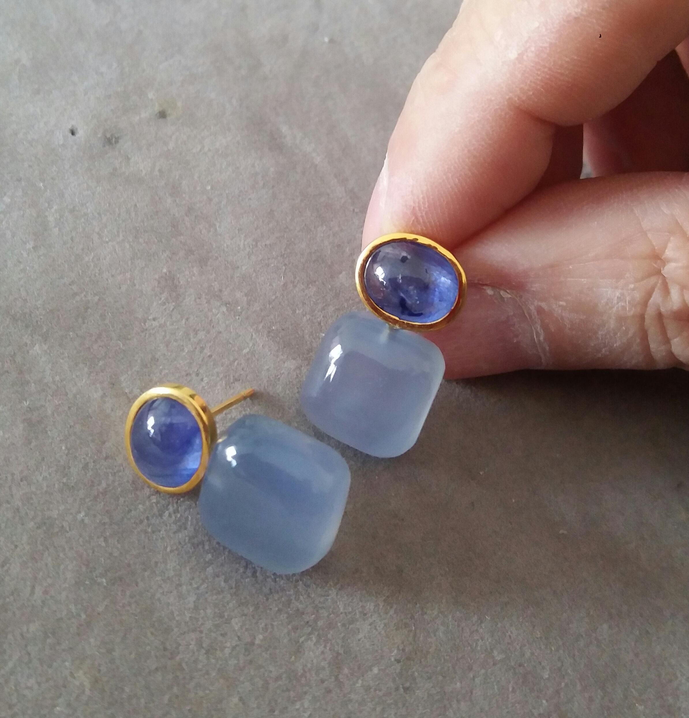 Blue Sapphire Cabs 14kt Solid Gold Blue Chalcedony Cushion Shape Stud Earrings For Sale 1