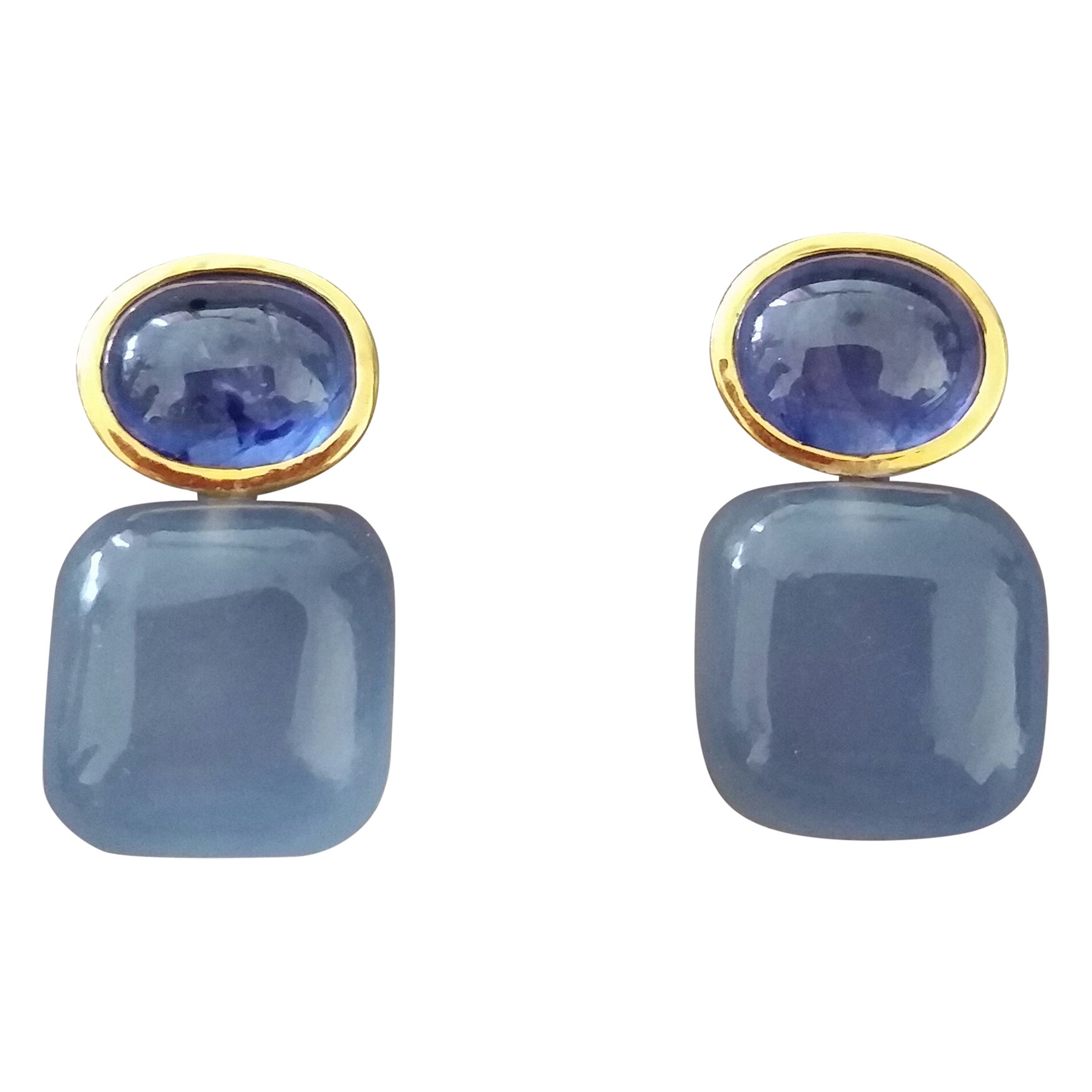 Blauer Saphir Cabs 14kt Massivgold Blauer Chalcedon Kissenform  Ohrstecker im Angebot