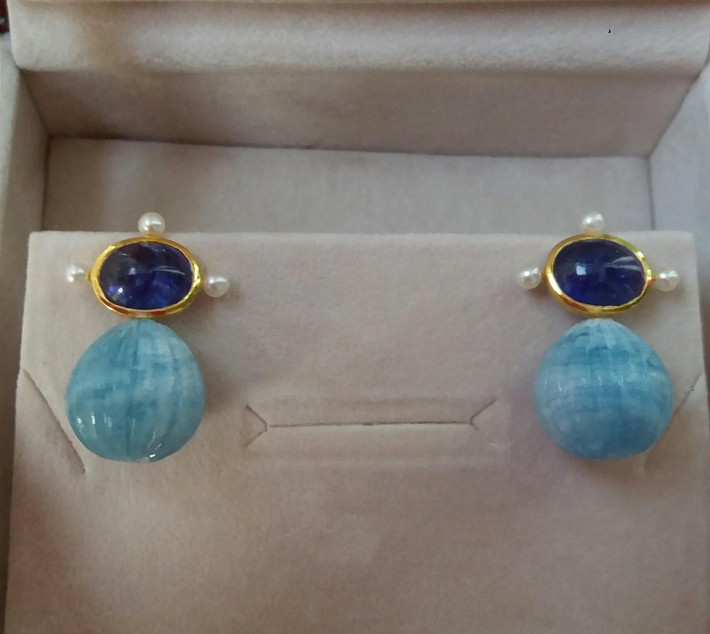 Mixed Cut Blue Sapphire Cabs Pearls Gold Engraved Aquamarine Round Drop Stud Earrings For Sale