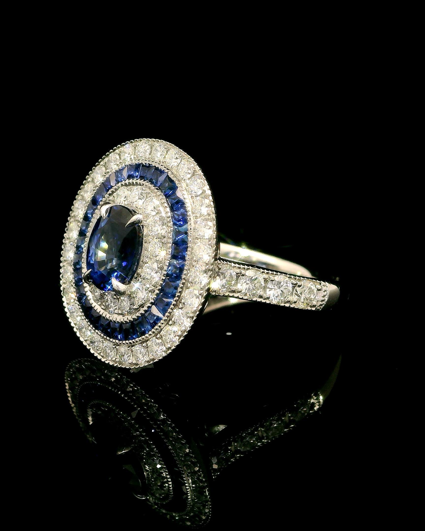 Cocktailring mit blauem Saphir für Damen oder Herren im Angebot