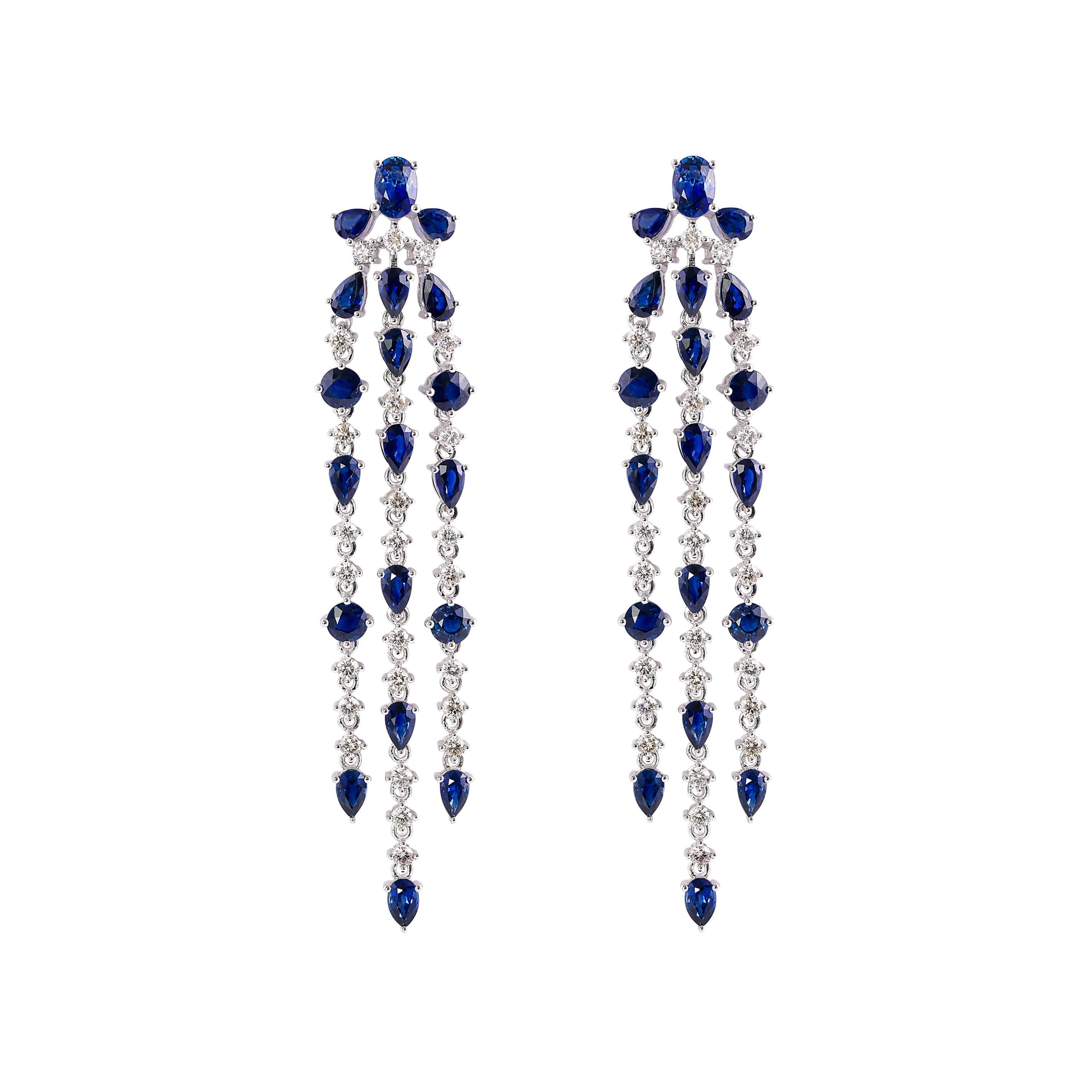 Contemporary Blue Sapphire Dangle Earring in 18 Karat White Gold For Sale