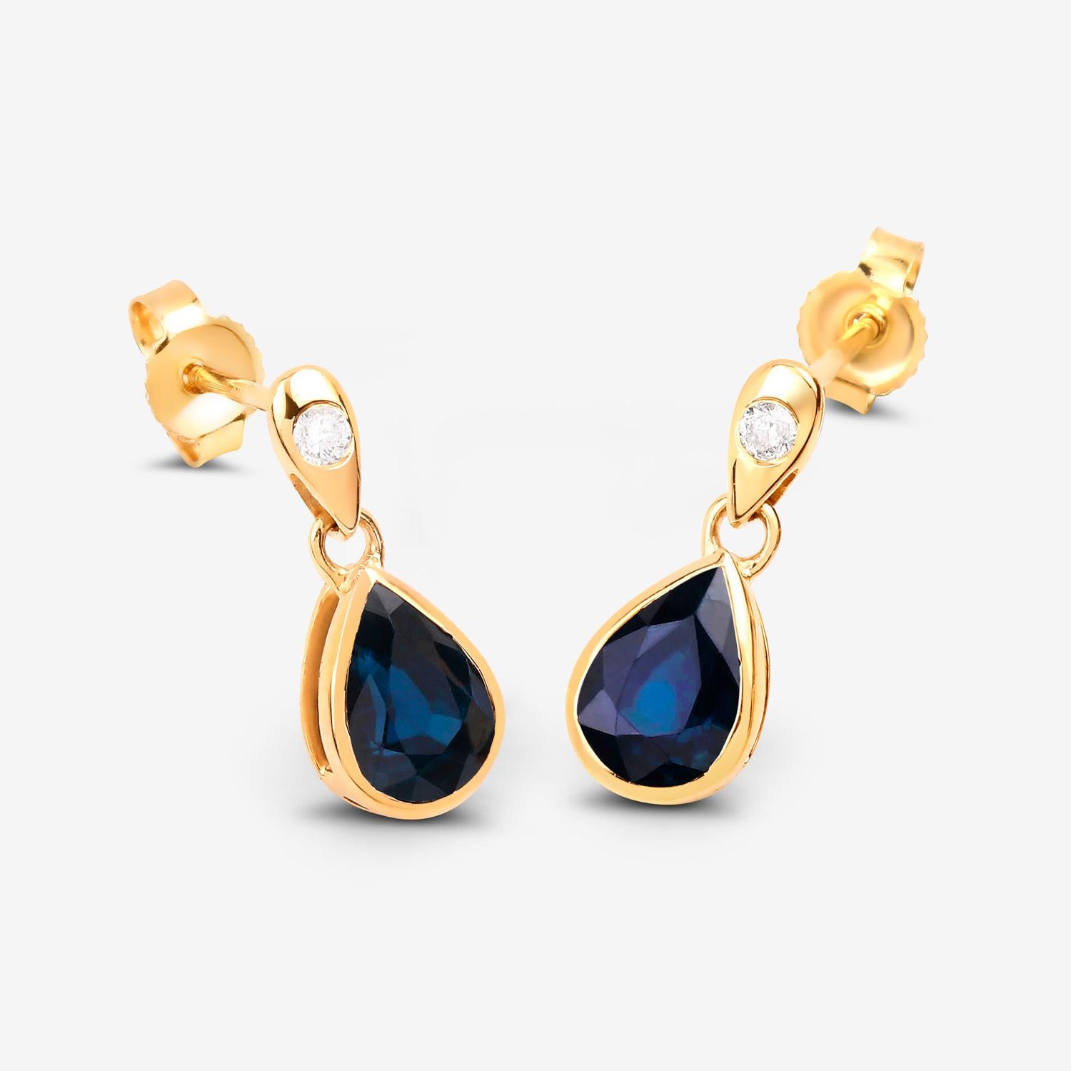 Taille poire Pendants d'oreilles en or jaune 10 carats avec saphir bleu et diamants 1,64 carat en vente