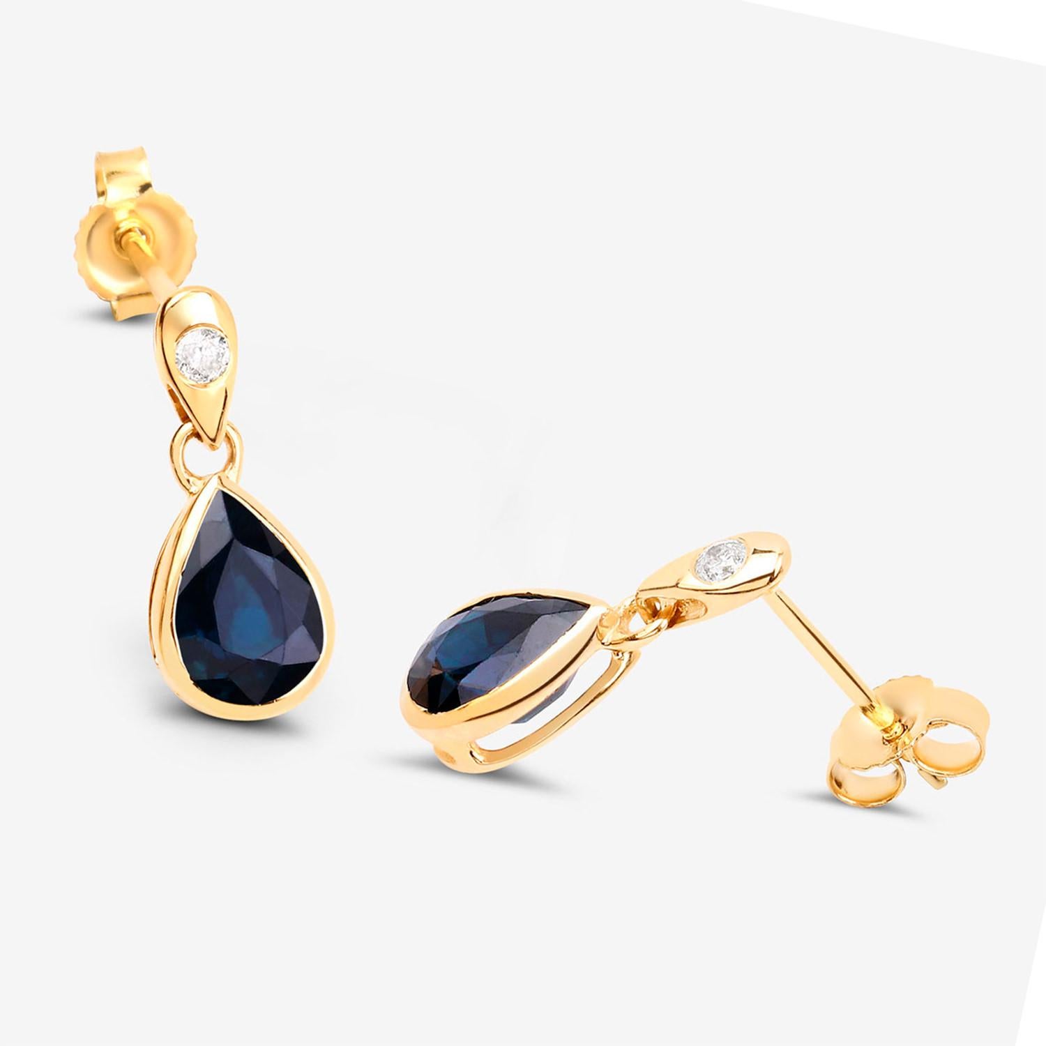 Blue Sapphire Dangle Earrings Diamonds 1.64 Carats 10K Yellow Gold In Excellent Condition For Sale In Aliso Viejo, CA