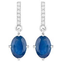 Pendants d'oreilles en or blanc 10 carats avec saphir bleu et diamants de 1,96 carat