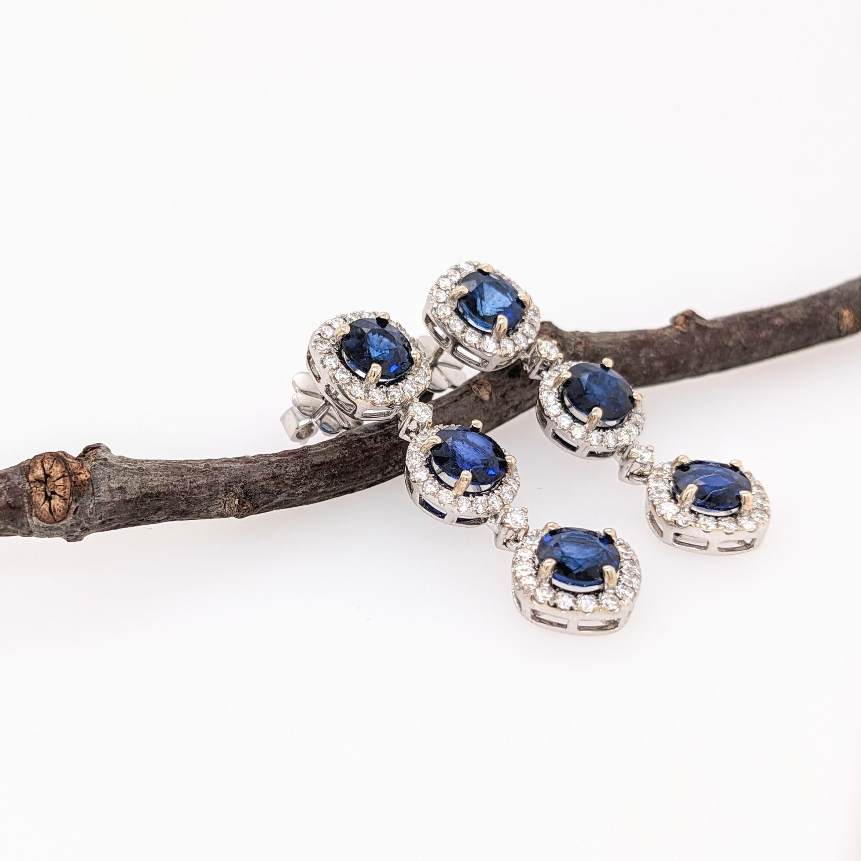 Ohrhänger mit blauen Saphiren aus 14 Karat Gold mit natürlichen Diamant-Akzenten (Rundschliff) im Angebot