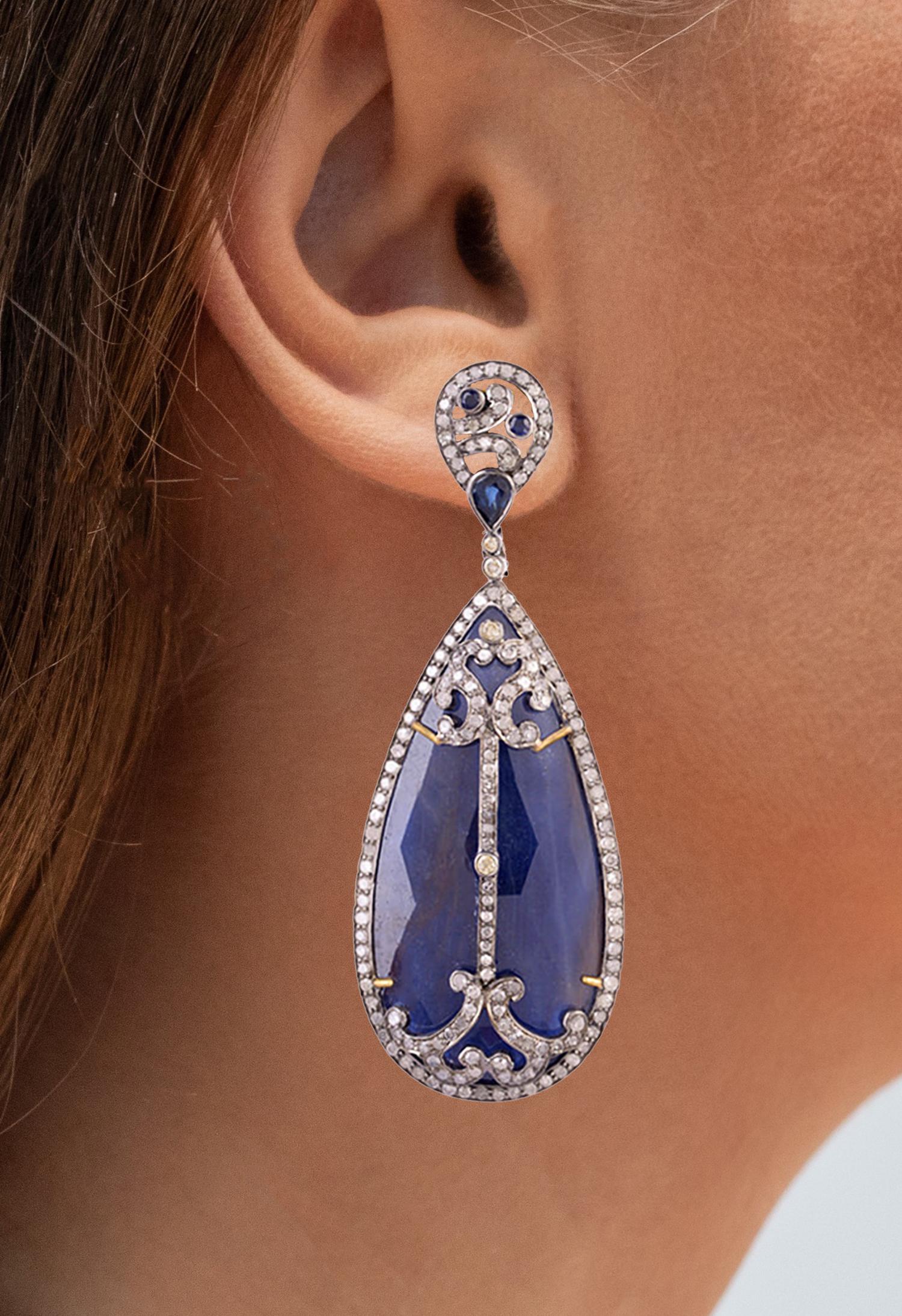 Contemporary Blue Sapphire Dangle Earrings With Diamonds 88.79 Carats For Sale