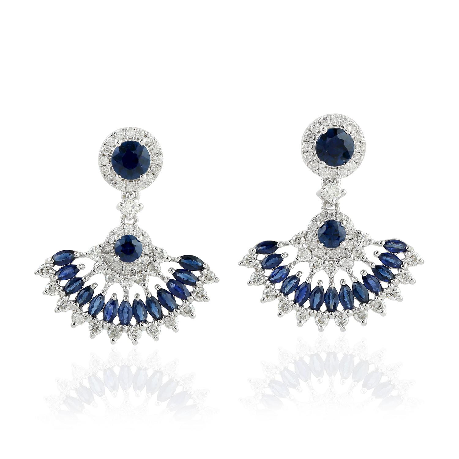 Contemporary Blue Sapphire Diamond 18 Karat Gold Fan Earrings For Sale