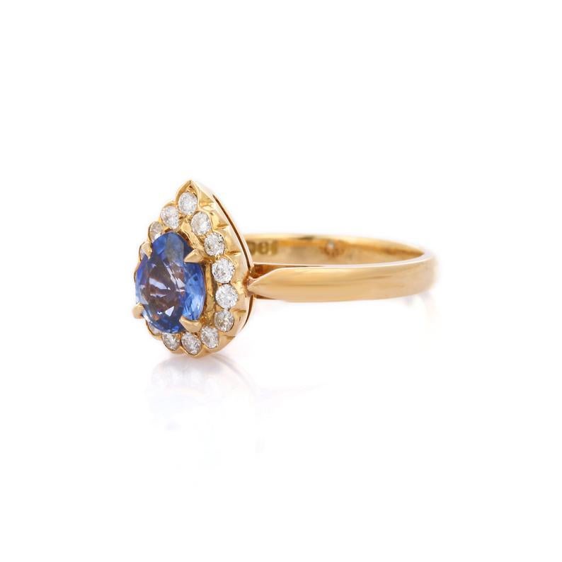 Artisan Blue Sapphire Diamond 18 Karat Gold Ring For Sale