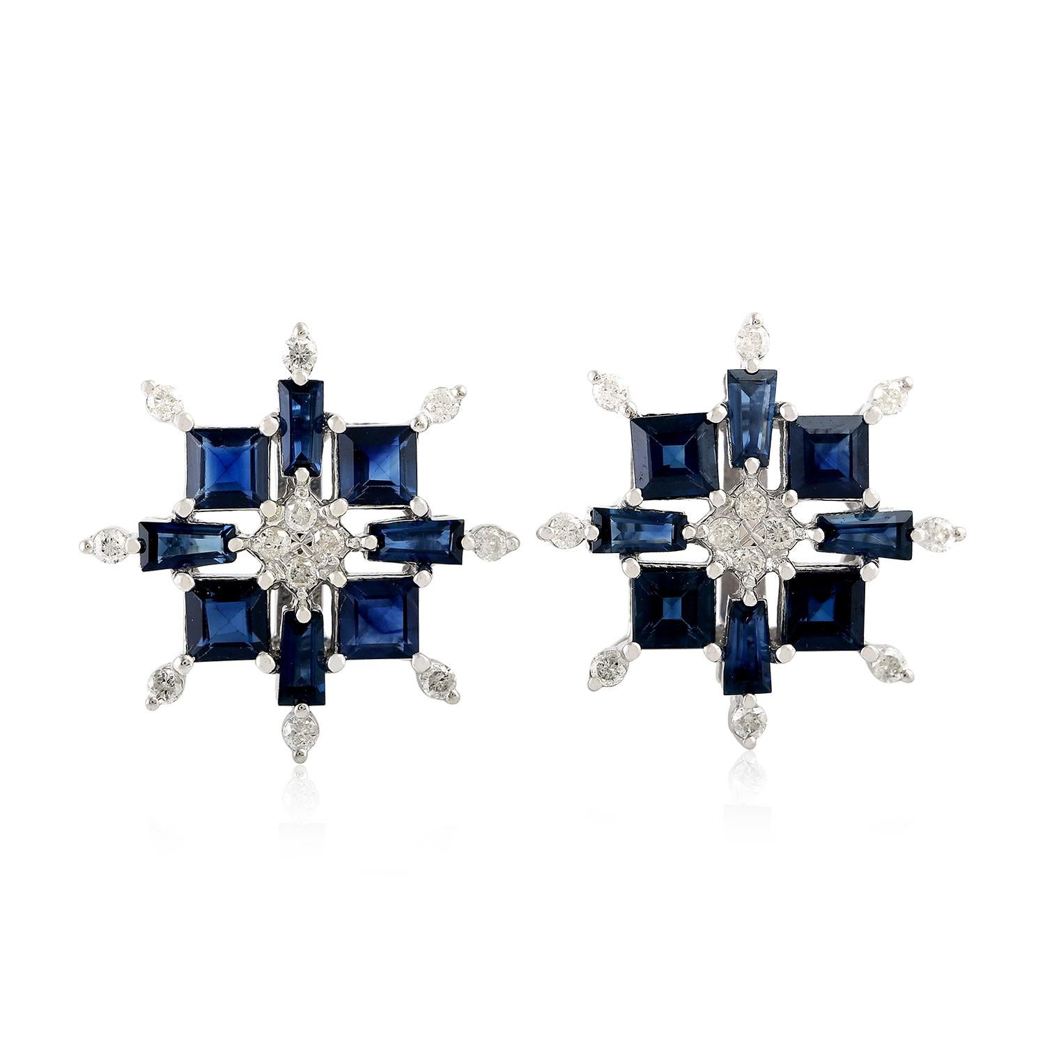 Ohrstecker mit blauem Saphir und Diamant aus 18 Karat Gold (Baguetteschliff) im Angebot