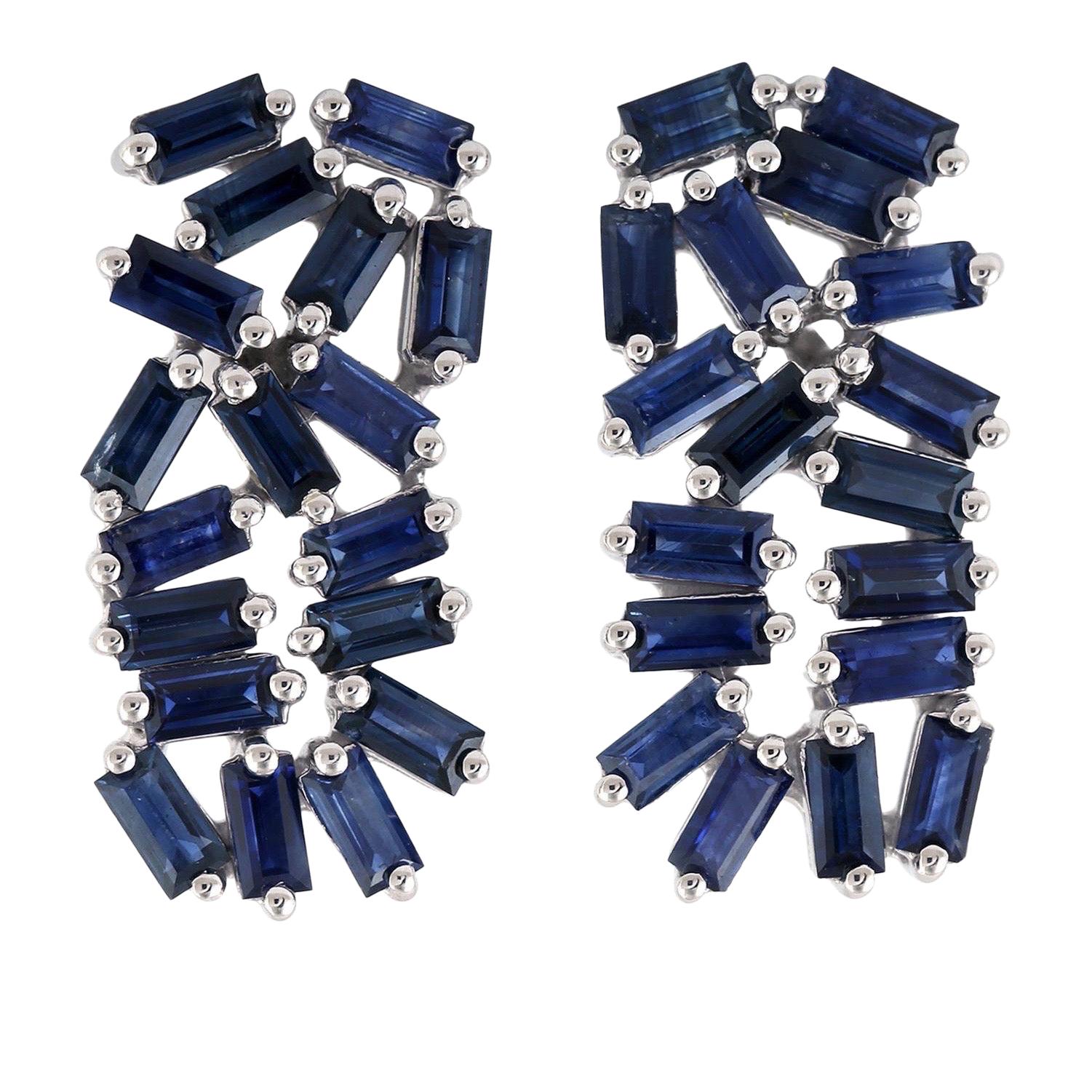 Blue Sapphire Diamond 18 Karat Gold Stud Earrings For Sale at 1stDibs