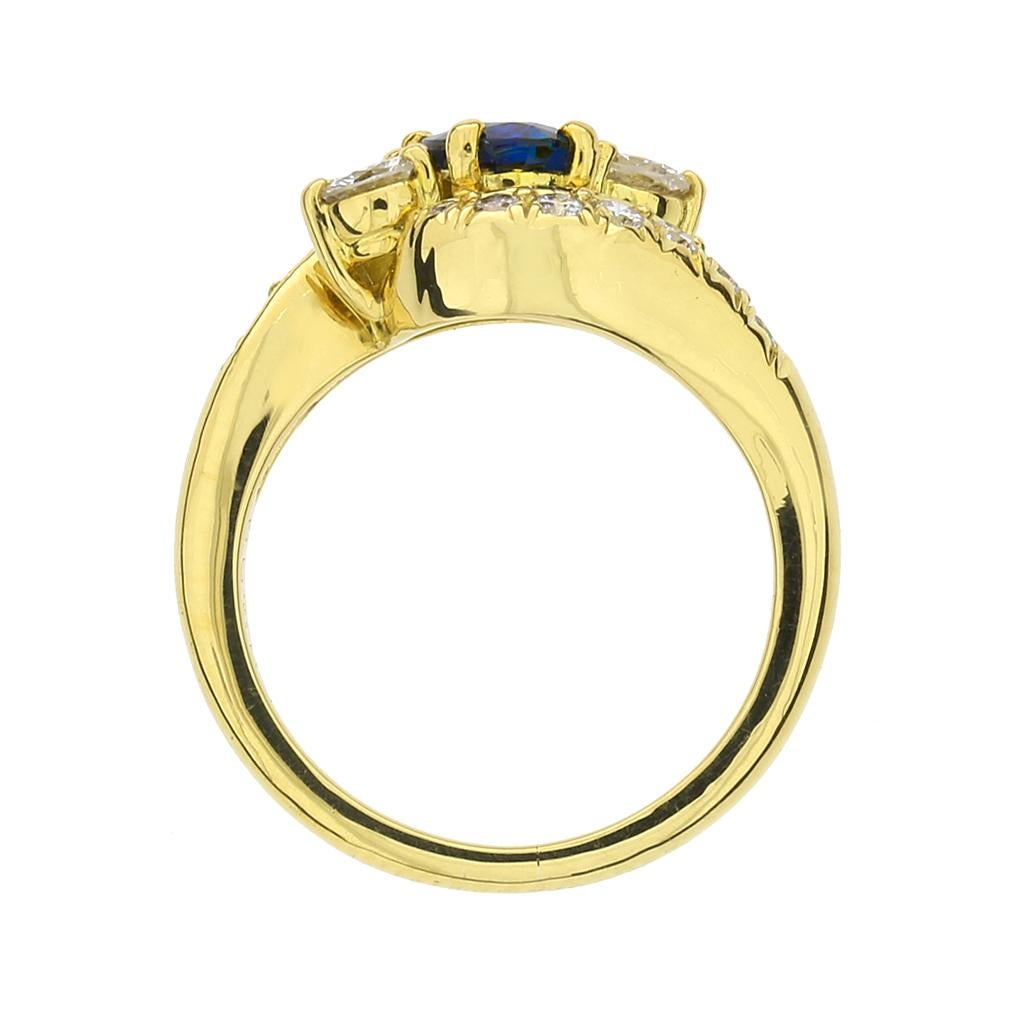 Blue Sapphire & Diamond 18K Bypass Ring In Excellent Condition For Sale In Fuquay Varina, NC