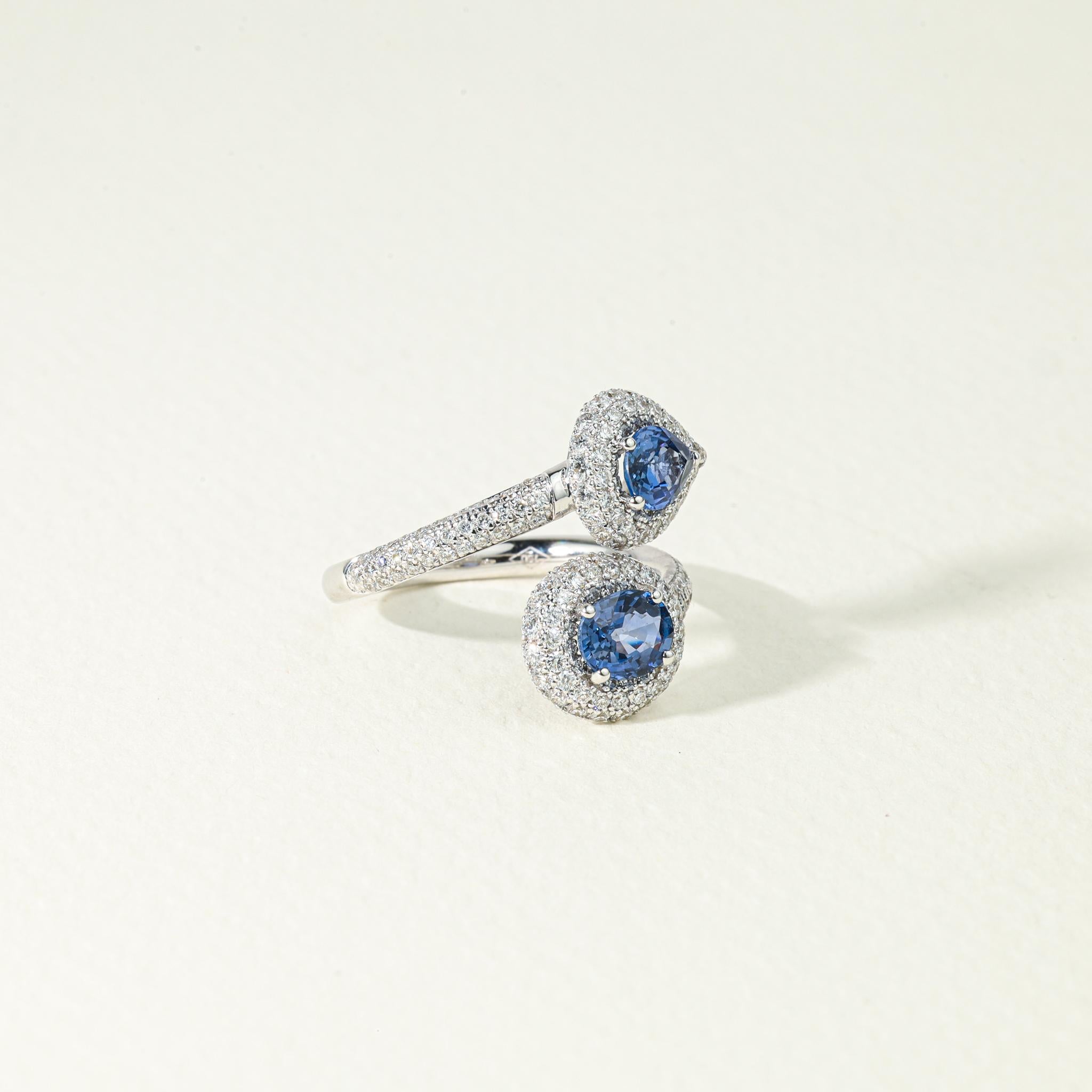 Bague de fiançailles cocktail réglable en saphir bleu et diamant, taille ovale et poire en vente 2