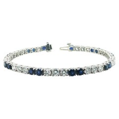 Bracciale tennis con zaffiro blu, diamanti e platino, per un totale di 5,93 e 5,51 carati