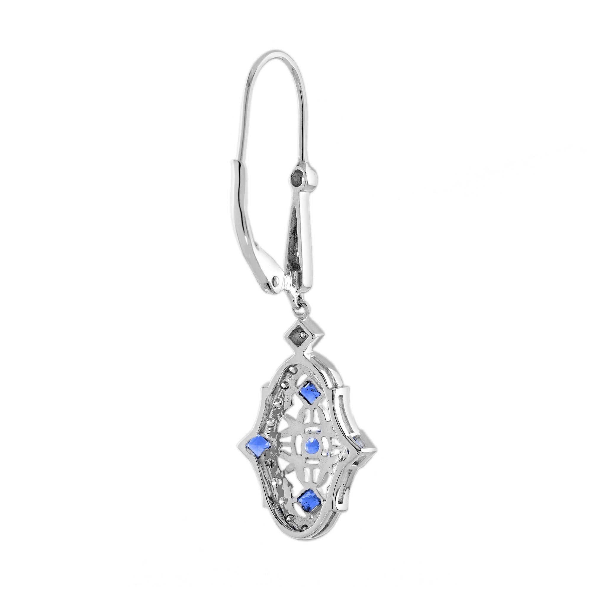 Orecchini a goccia con diamante e zaffiro blu in stile Art Déco in oro bianco 14 carati In condizioni Nuovo in vendita a Bangkok, TH